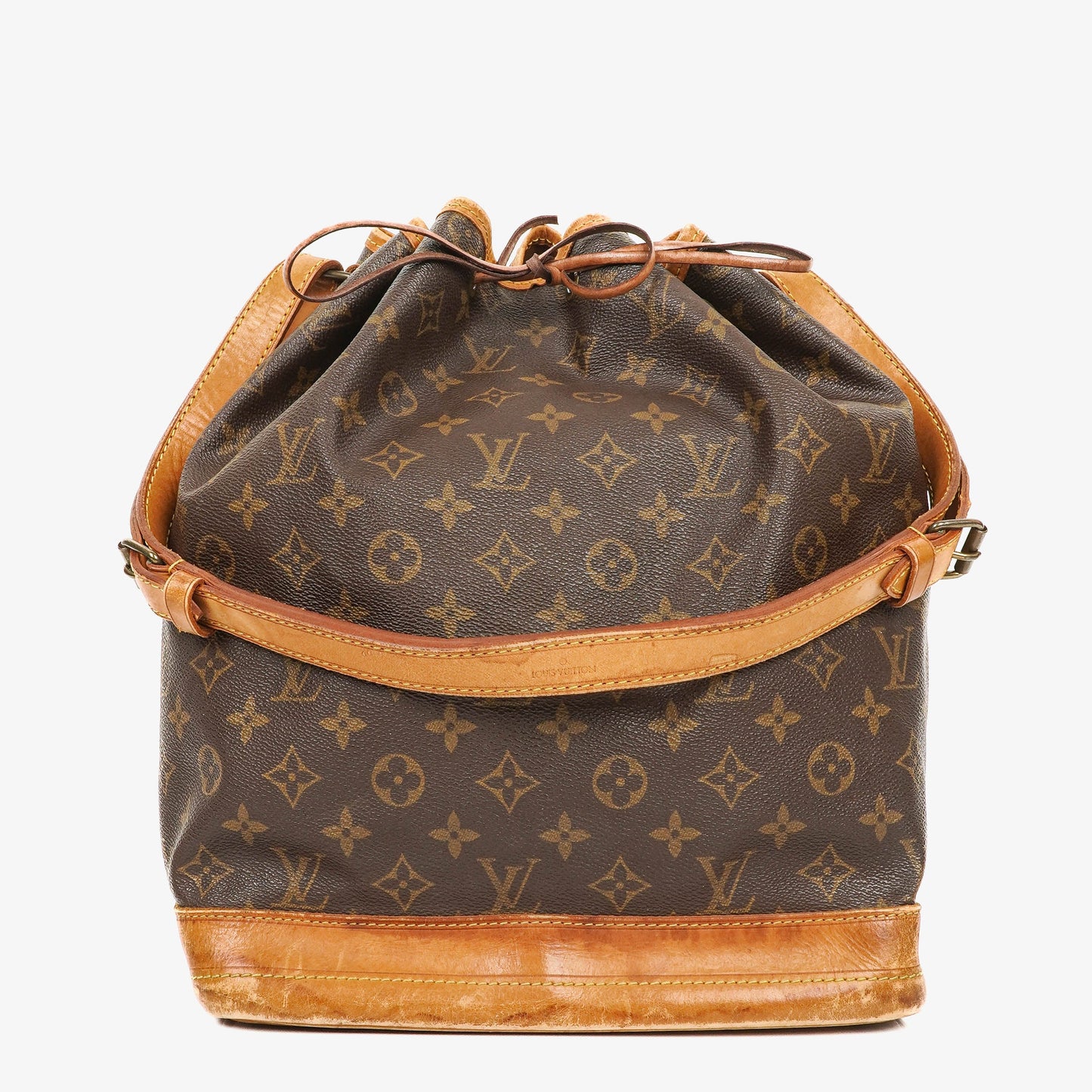 Louis Vuitton Noe Grande GM Monogram Canvas Shoulder Bag