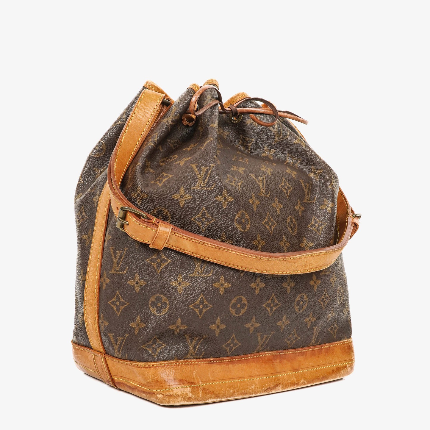 Louis Vuitton Noe Grande GM Monogram Canvas Shoulder Bag