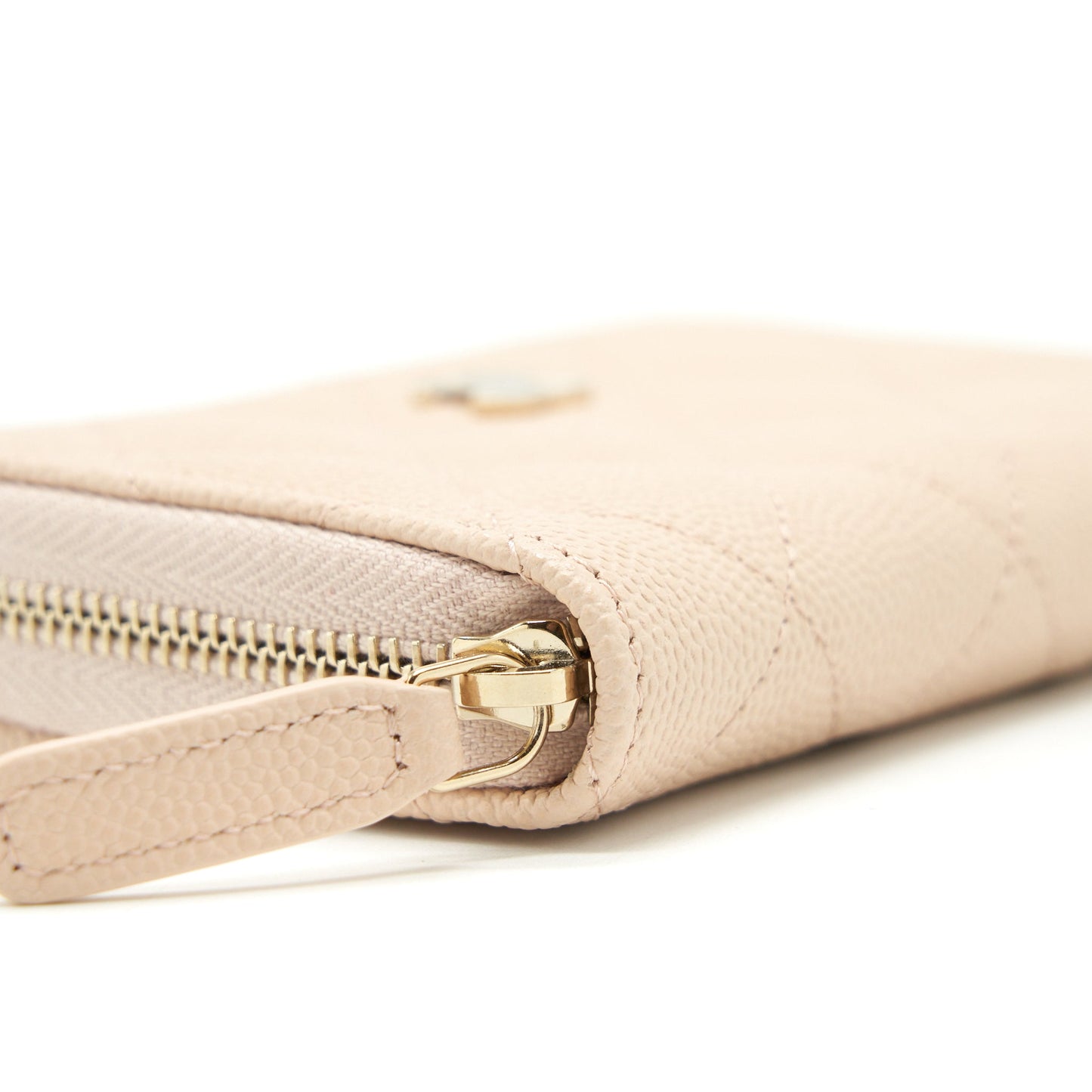 Chanel 22C Zippy Card Holder Caviar Light Beige L