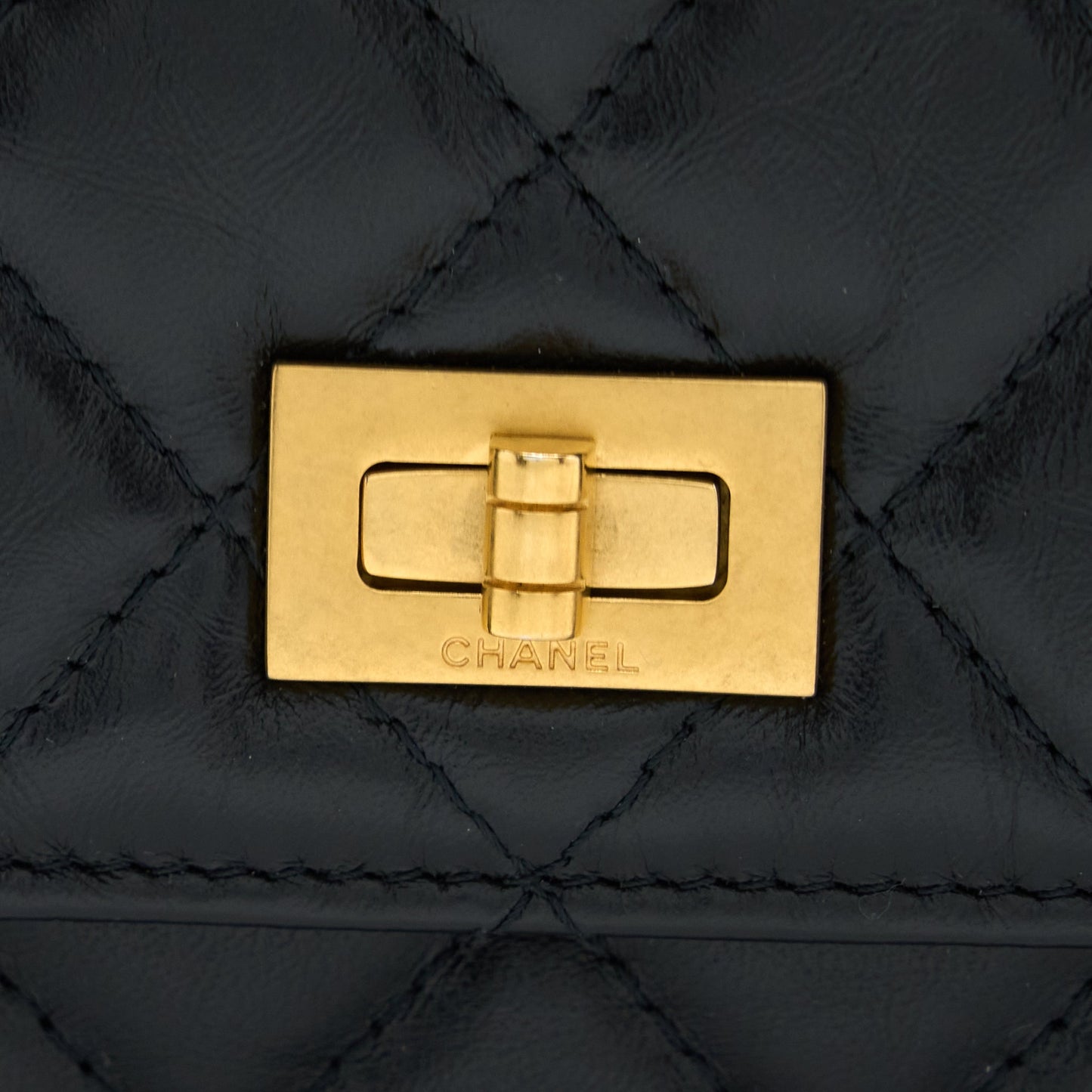 Chanel 2.55 Reissue Wallet On Chain Aged Calfskin Black (Microchip)