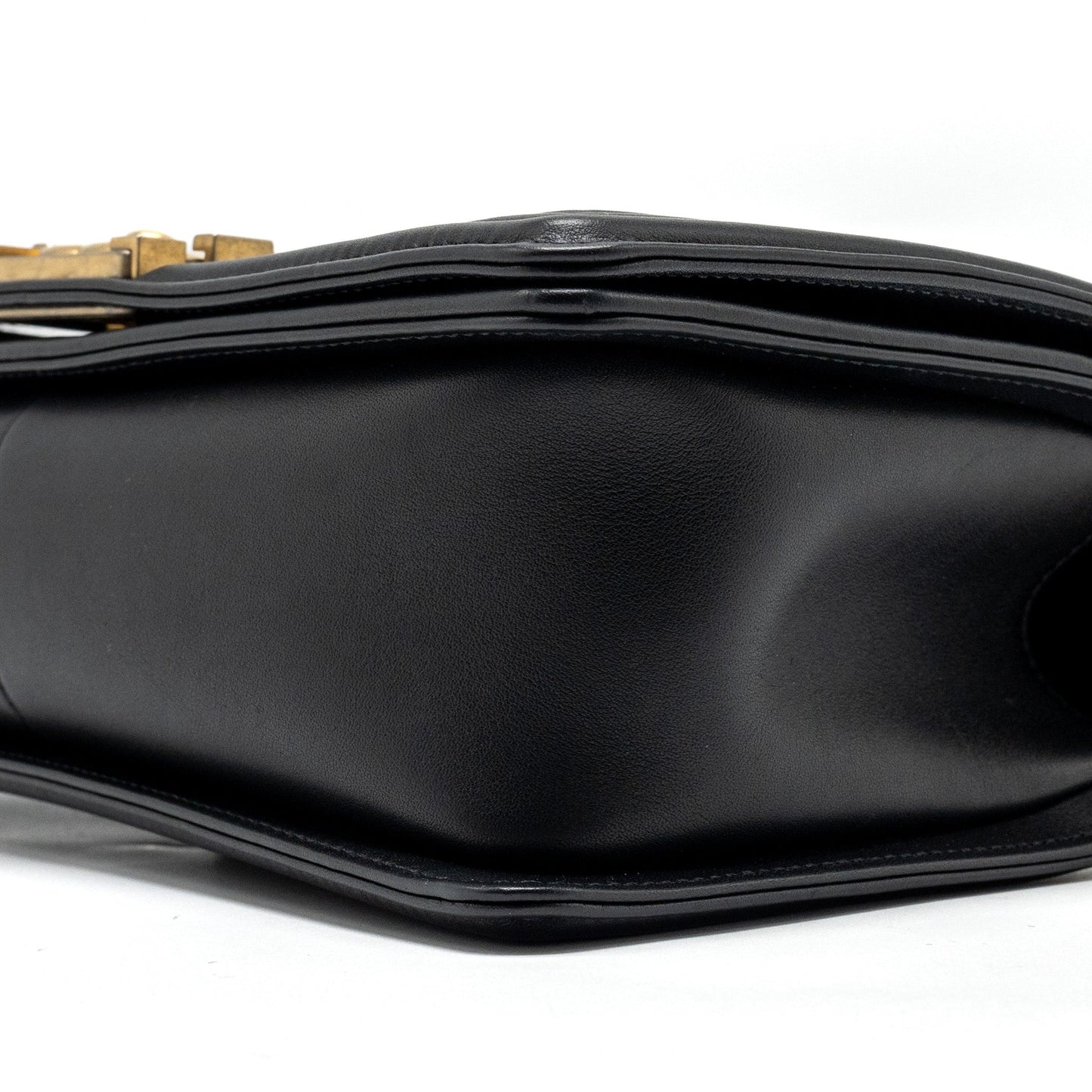 Chanel medium boy bag smooth calfskin black