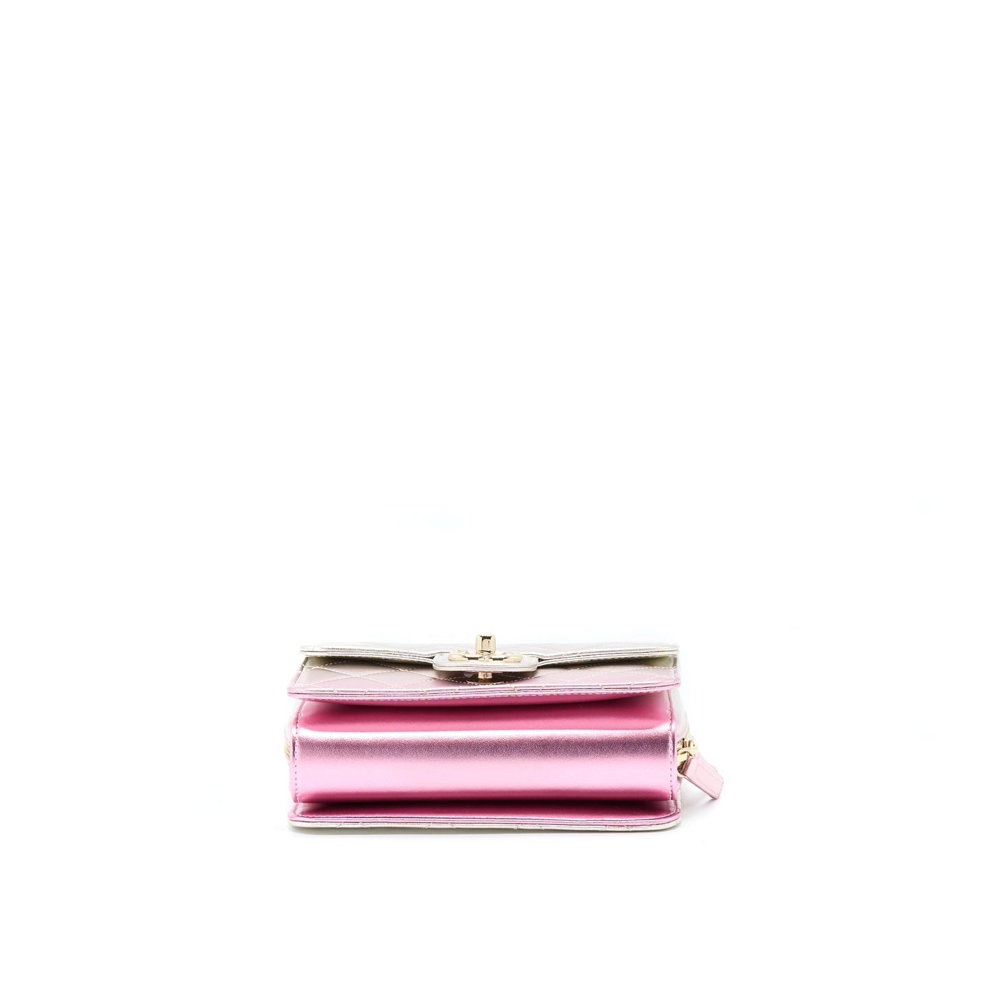 Chanel 21P Crossbody Flap Bag Lambskin Iridescent Pink L