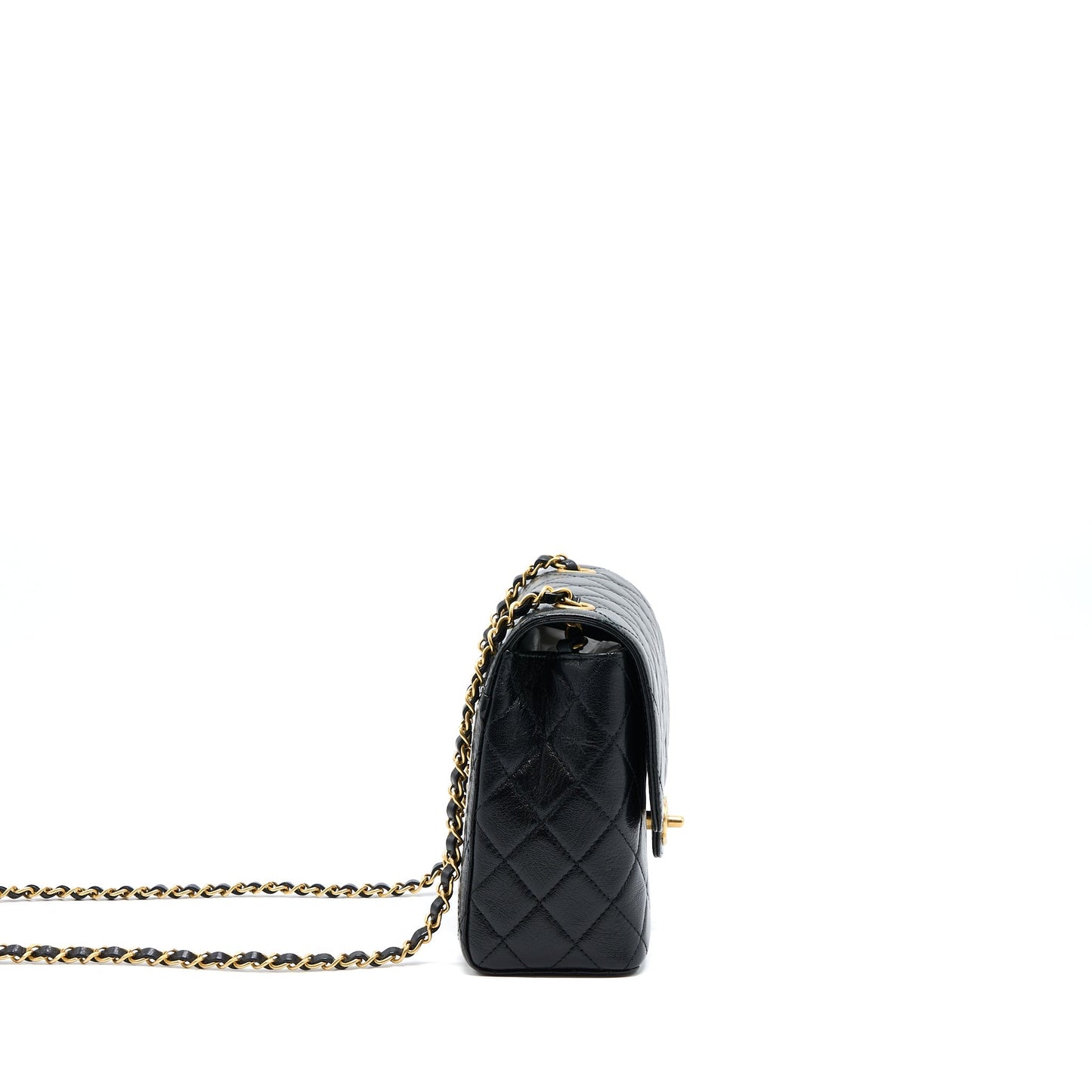 Chanel 22K Retro Classic New Square Flap Bag Goatskin Black  (Microchip)