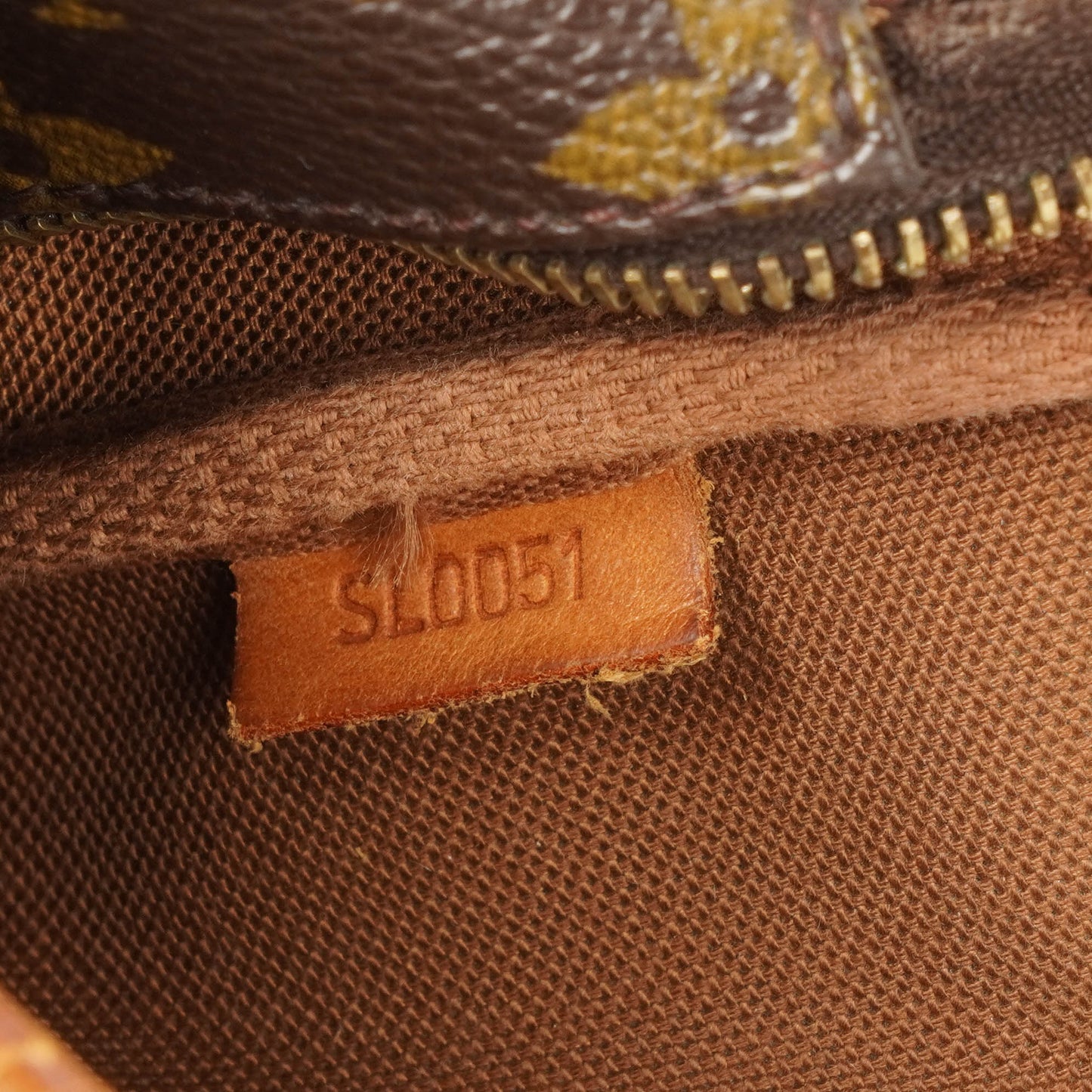 Louis Vuitton Pochette Accessoires Monogram Canvas Clutch Handbag