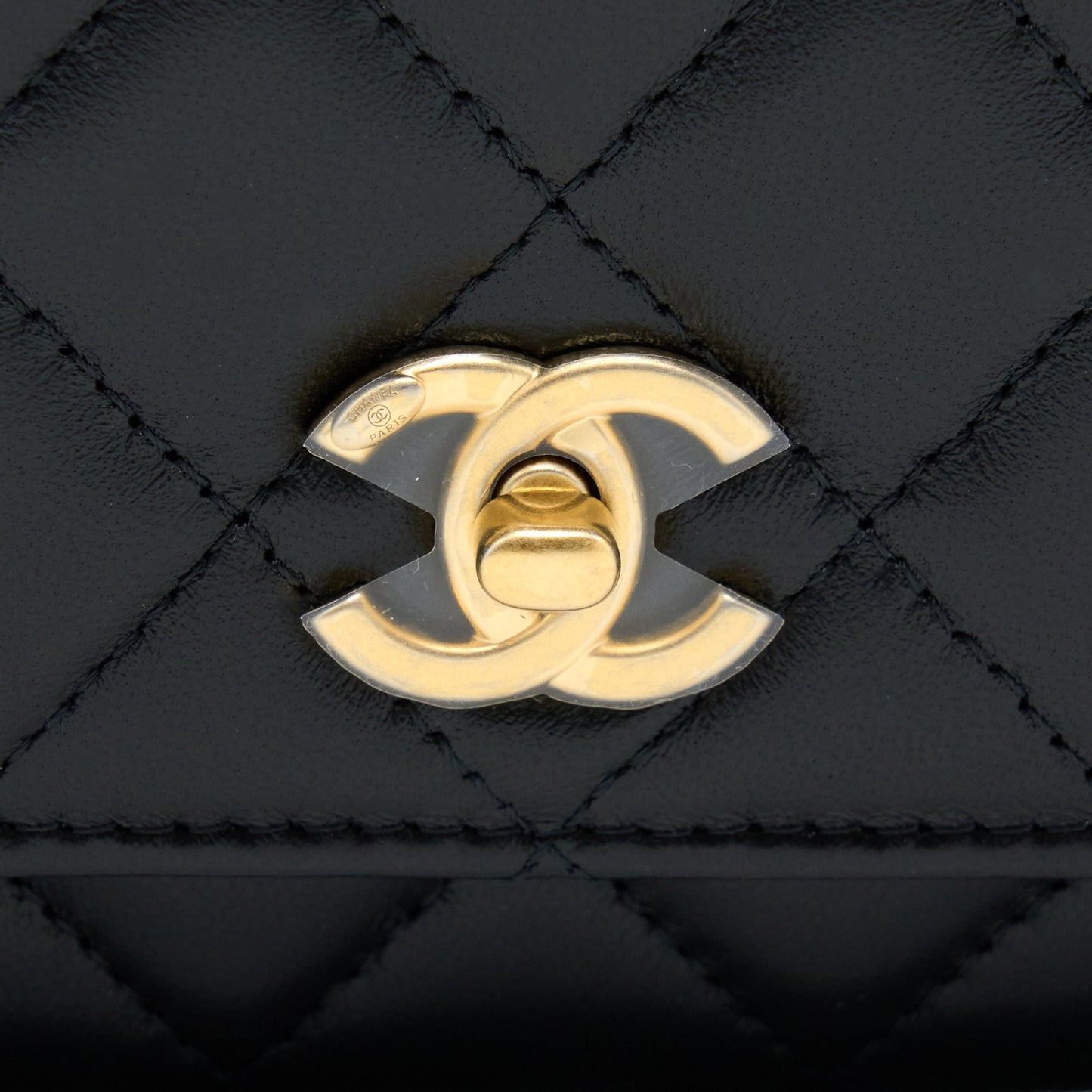 Chanel 22B Pearl Crush Wallet On Chain Lambskin Black  (Microchip)