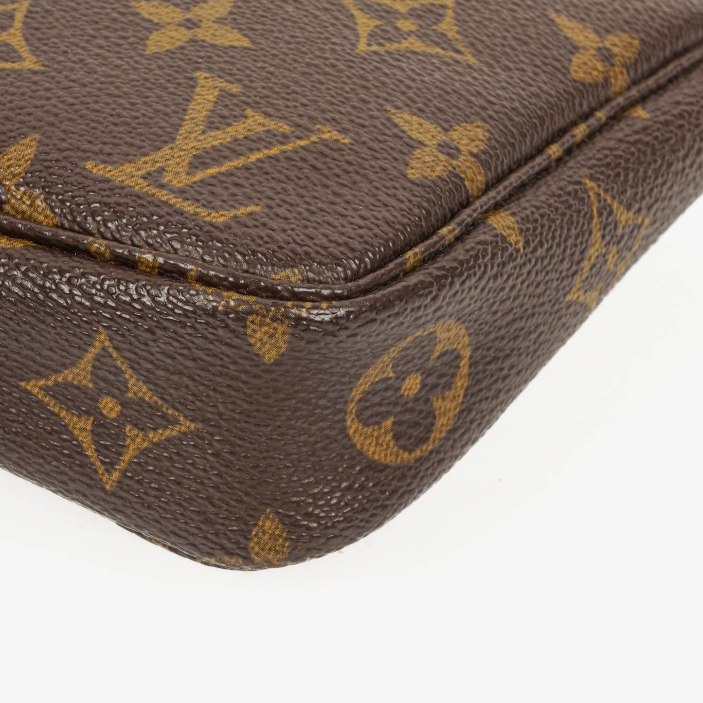 Louis Vuitton Pochette Accessoires Monogram Canvas Clutch Handbag