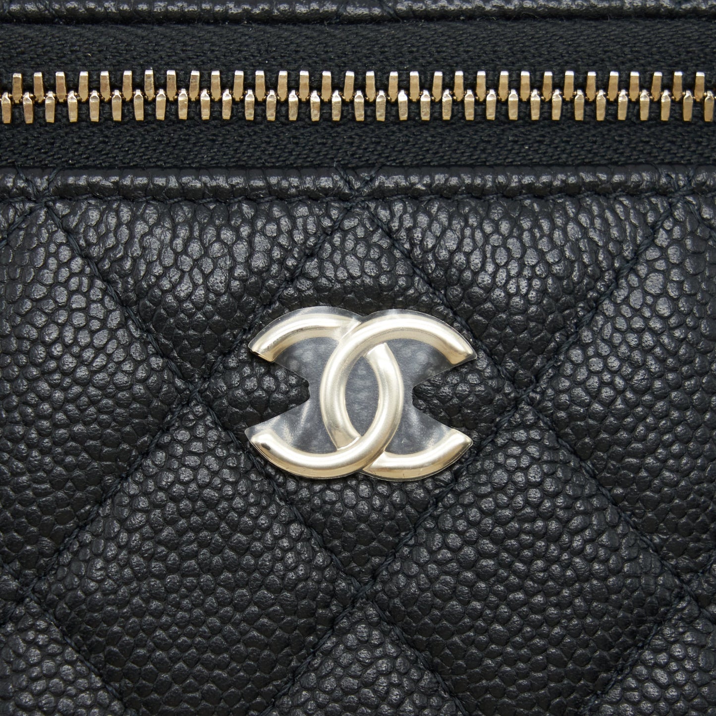 Chanel 22P Vertical Mini Vanity With CC Logo Chain Caviar Black L