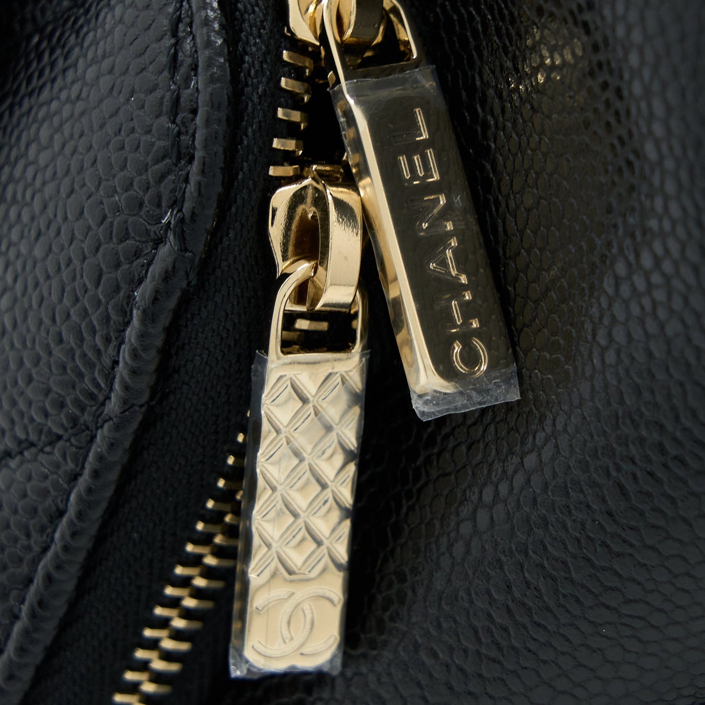 Chanel 22B Affinity Mini Backpack Caviar Black L(Microchip)