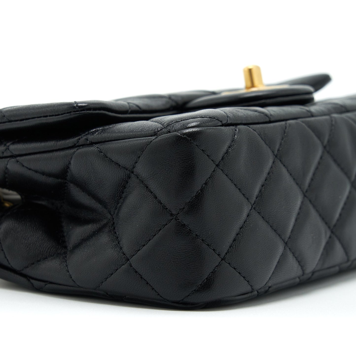 Chanel 22S Pearl Crush Mini Rectangular Flap Bag Lambskin Black