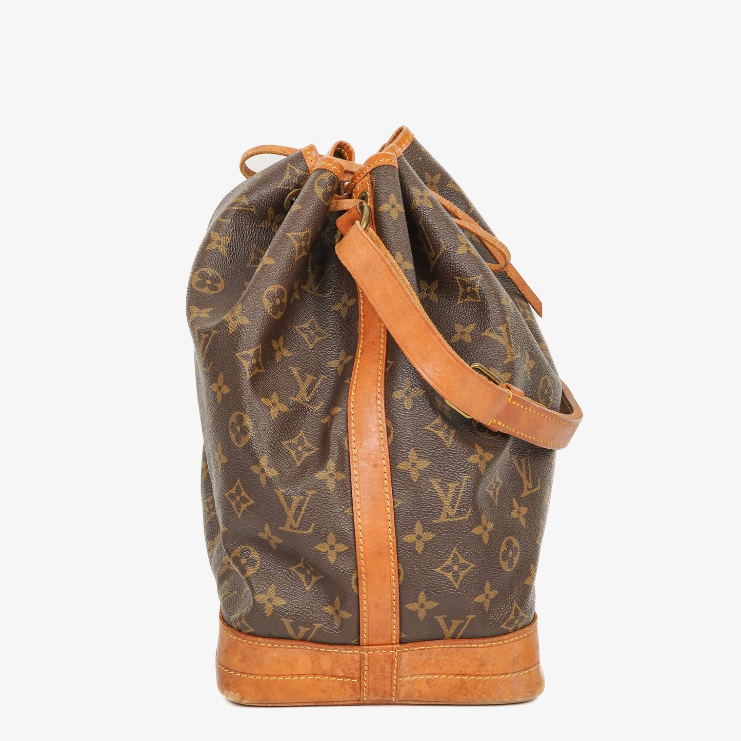 Louis Vuitton Noe Grande GM Monogram Canvas Shoulder Bag