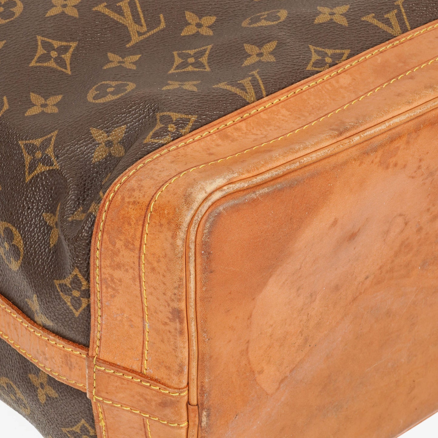 Louis Vuitton Noe Grande GM Monogram Canvas Shoulder Bag