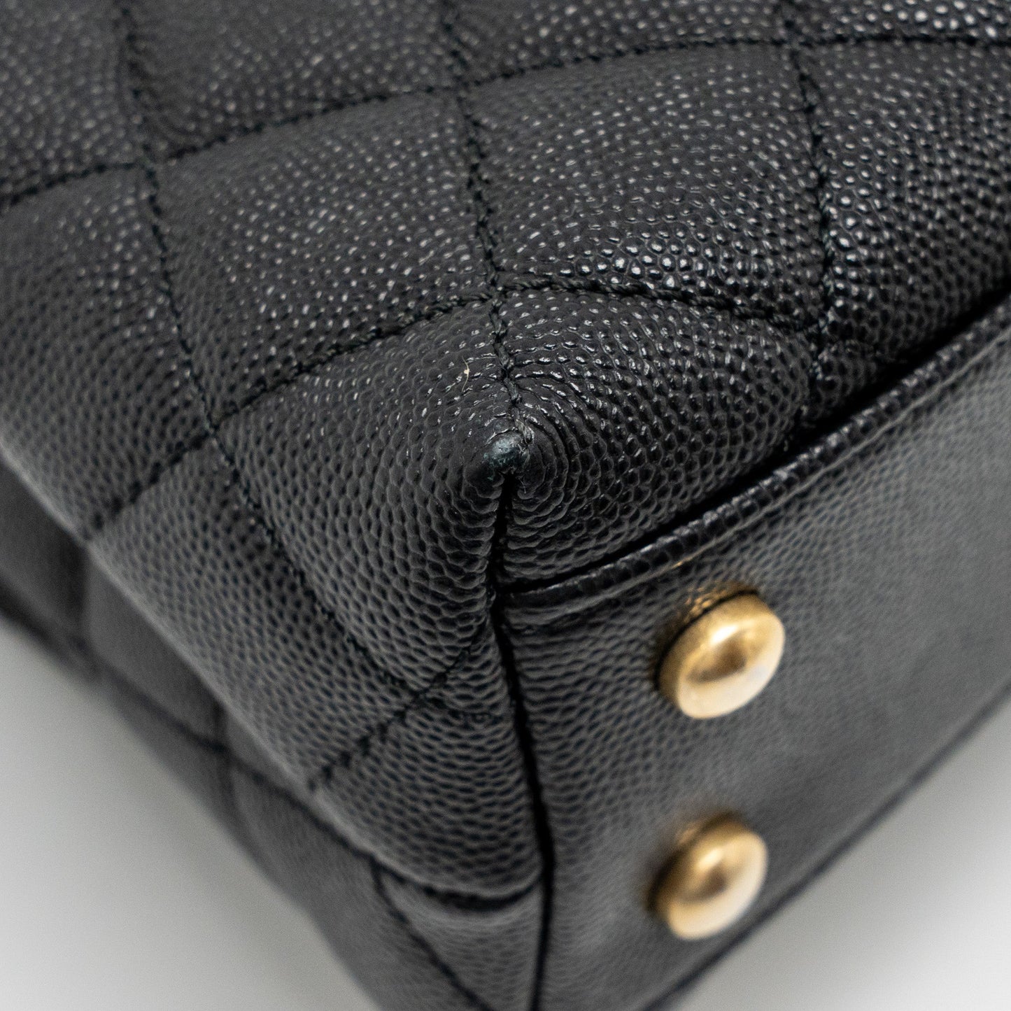 Chanel Small Coco Handle with Python Handle caviar Black/Burgundy