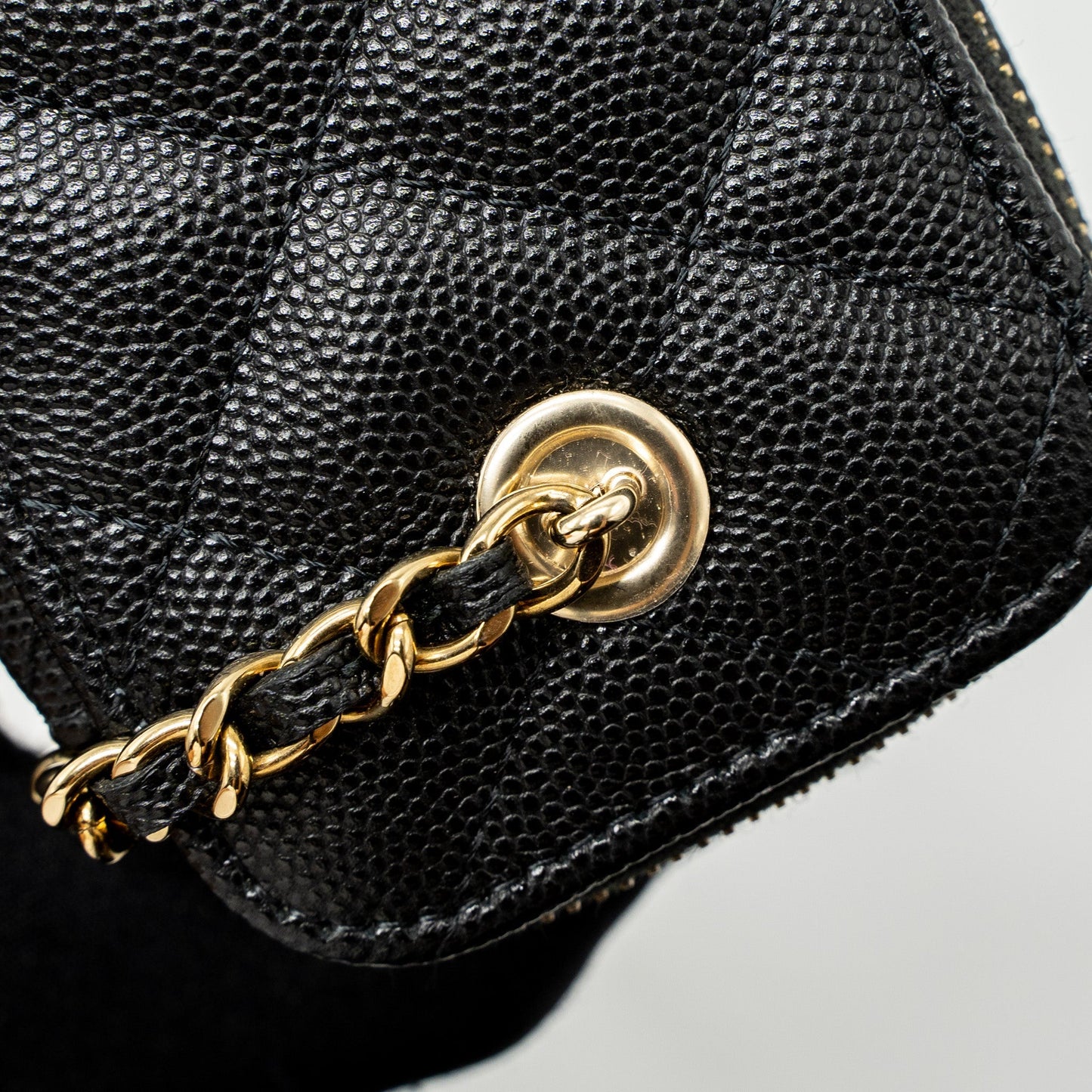 Chanel Mini Vanity with Chain Caviar Black L (Microchip)
