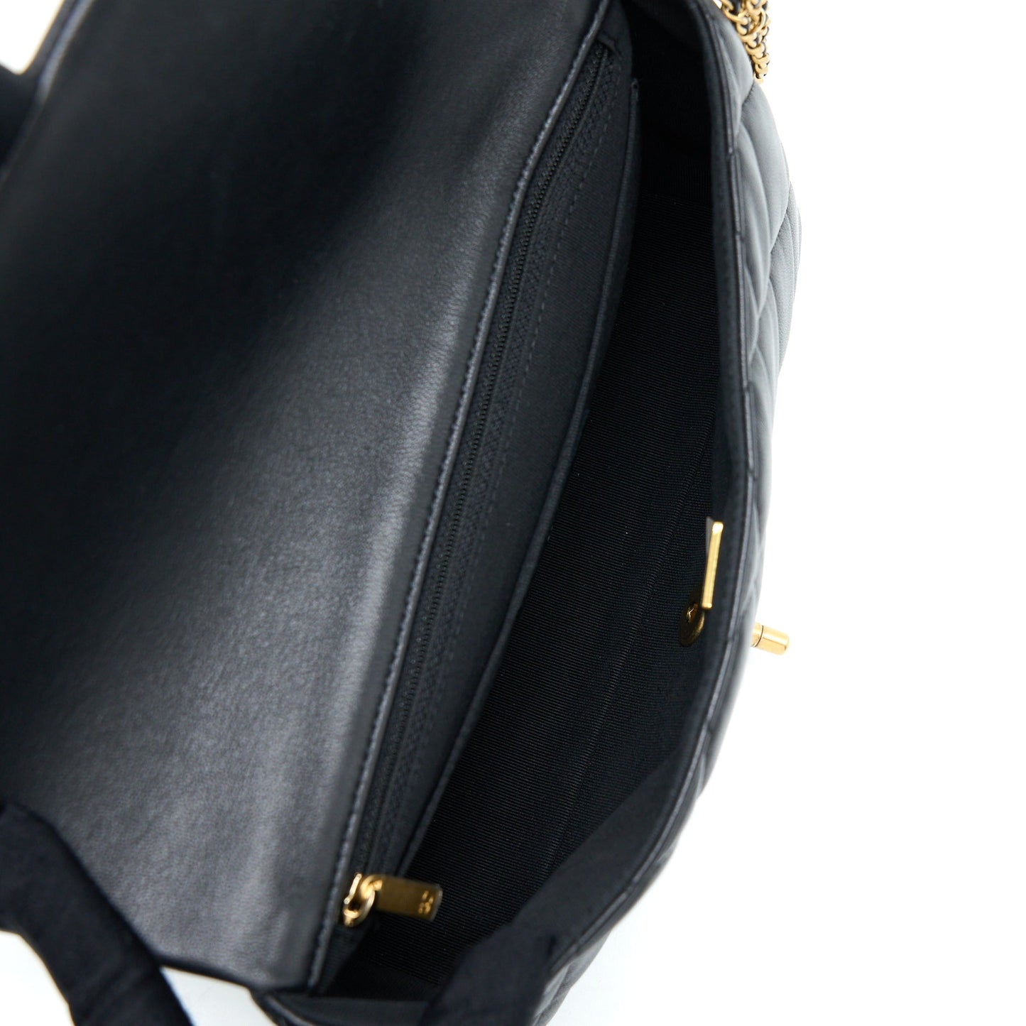 Chanel 21A Quilted Detailed Logo Flap Bag Lambskin Black  (Microchip)