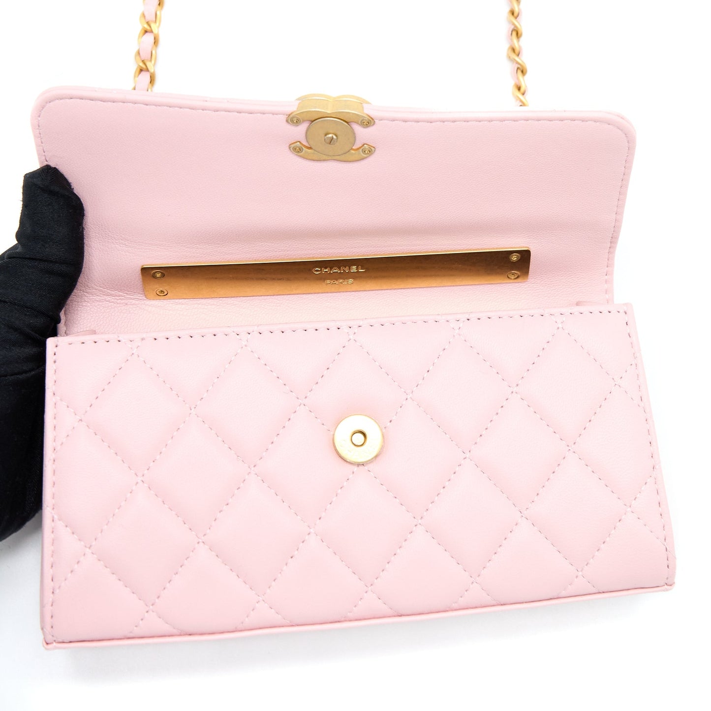 Chanel 22B Flap Bag Enamel/CC Logo Top Handle Lambskin NJ523 Light Pink Brushed