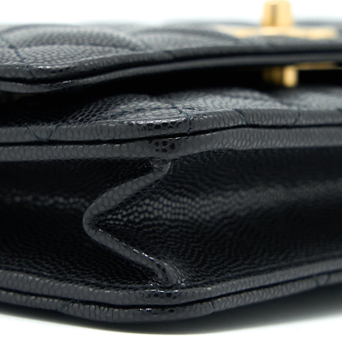 Chanel 22A Twist your button Wallet On Chain Caviar Black  (Microchip)