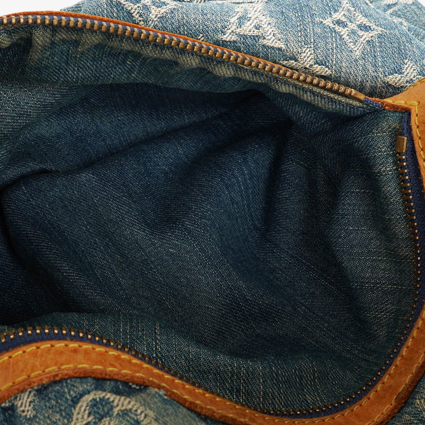 Louis Vuitton Baggy GM Monogram Denim Shoulder Bag