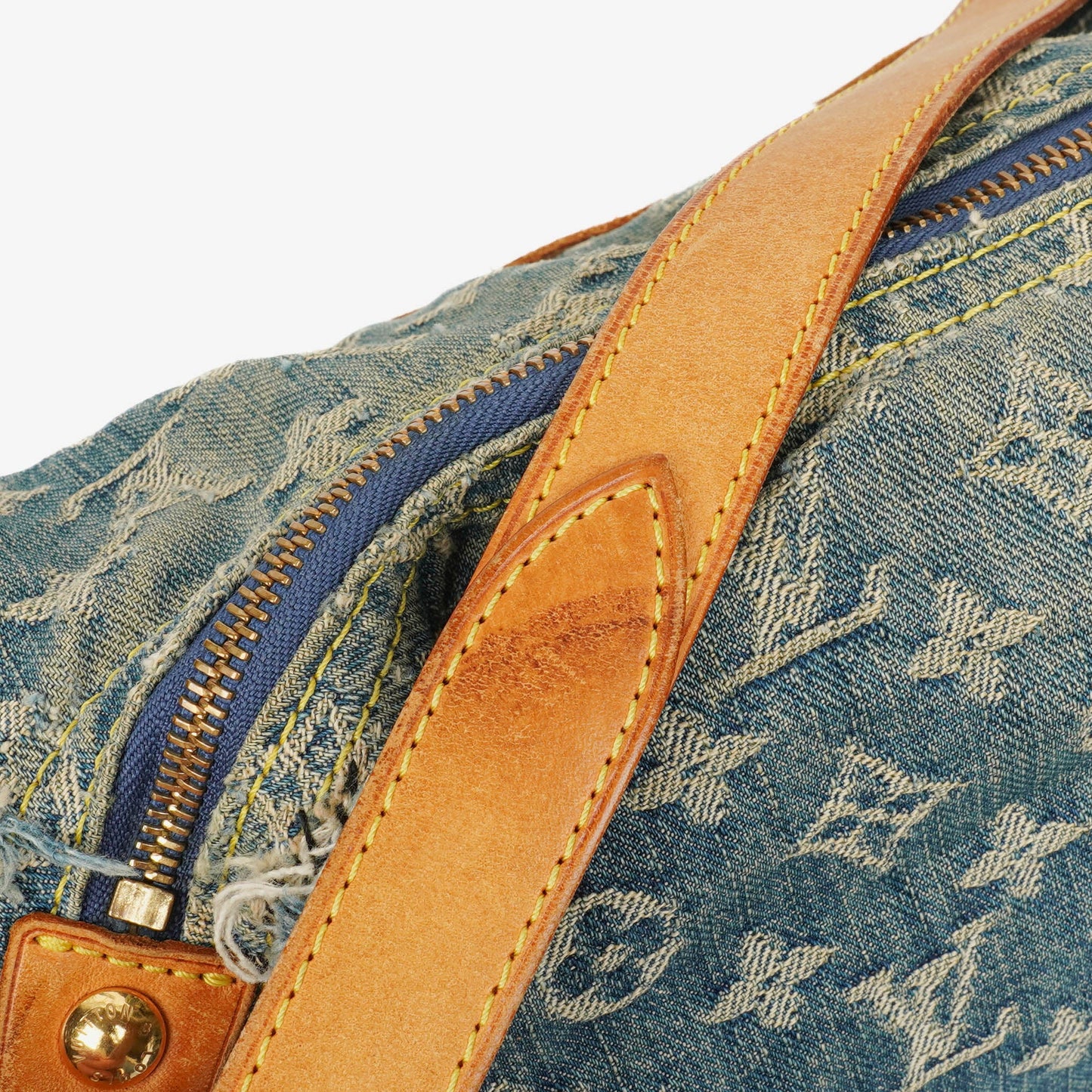 Louis Vuitton Baggy GM Monogram Denim Shoulder Bag