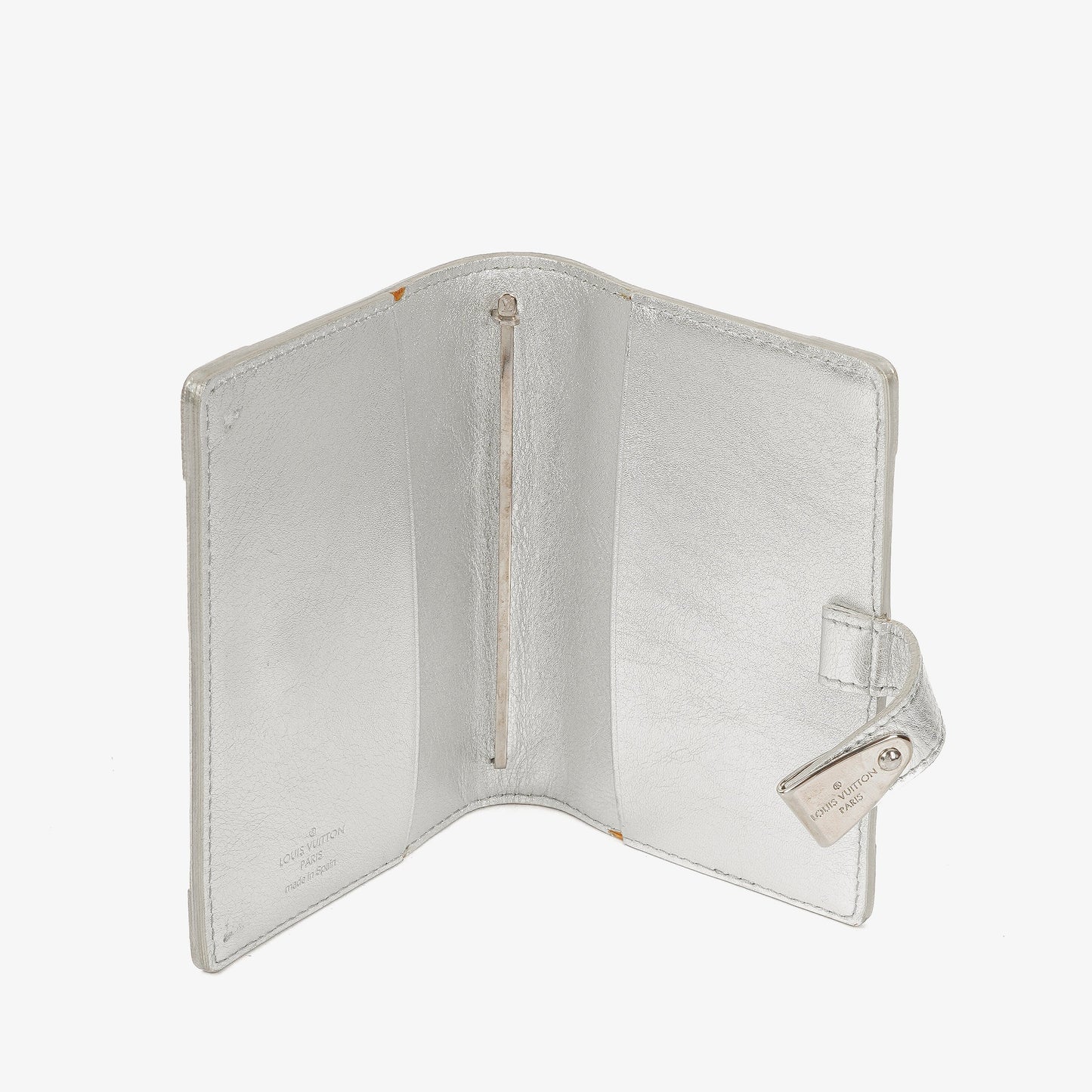 Louis Vuitton Silver Suhali Leather Partnenaire Agenda/Notebook Cover