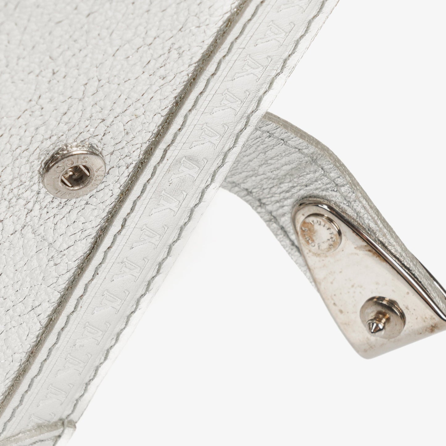 Louis Vuitton Silver Suhali Leather Partnenaire Agenda/Notebook Cover