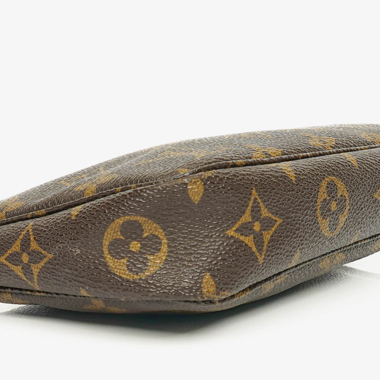 Louis Vuitton Pochette Accessoires Monogram Canvas Clutch Handbag