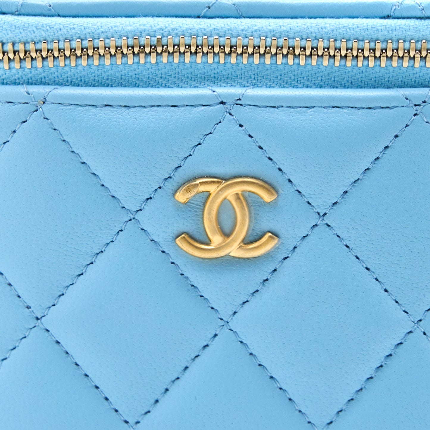 Chanel 22s Pearl Crush Mini Vanity Case Lambskin Light Blue Brushed