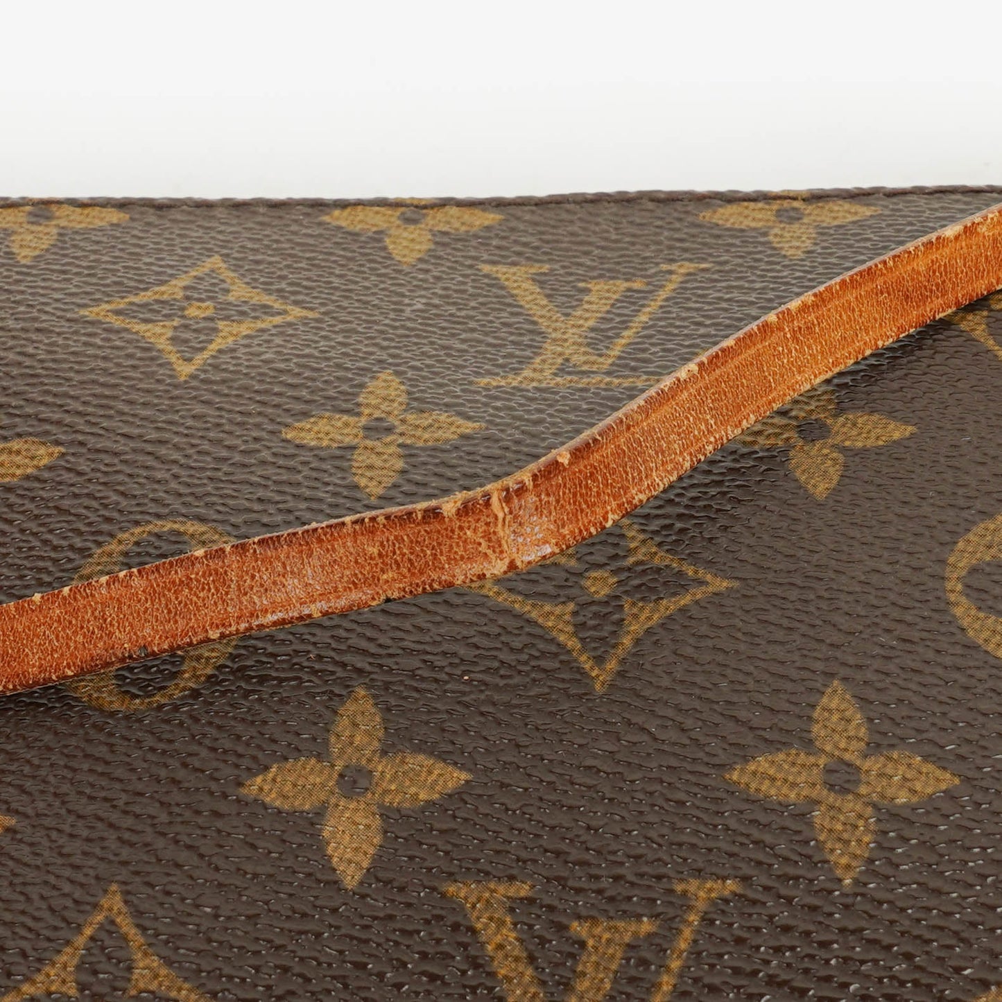 Louis Vuitton Pochette Accessoires Monogram Canvas Clutch Handbag