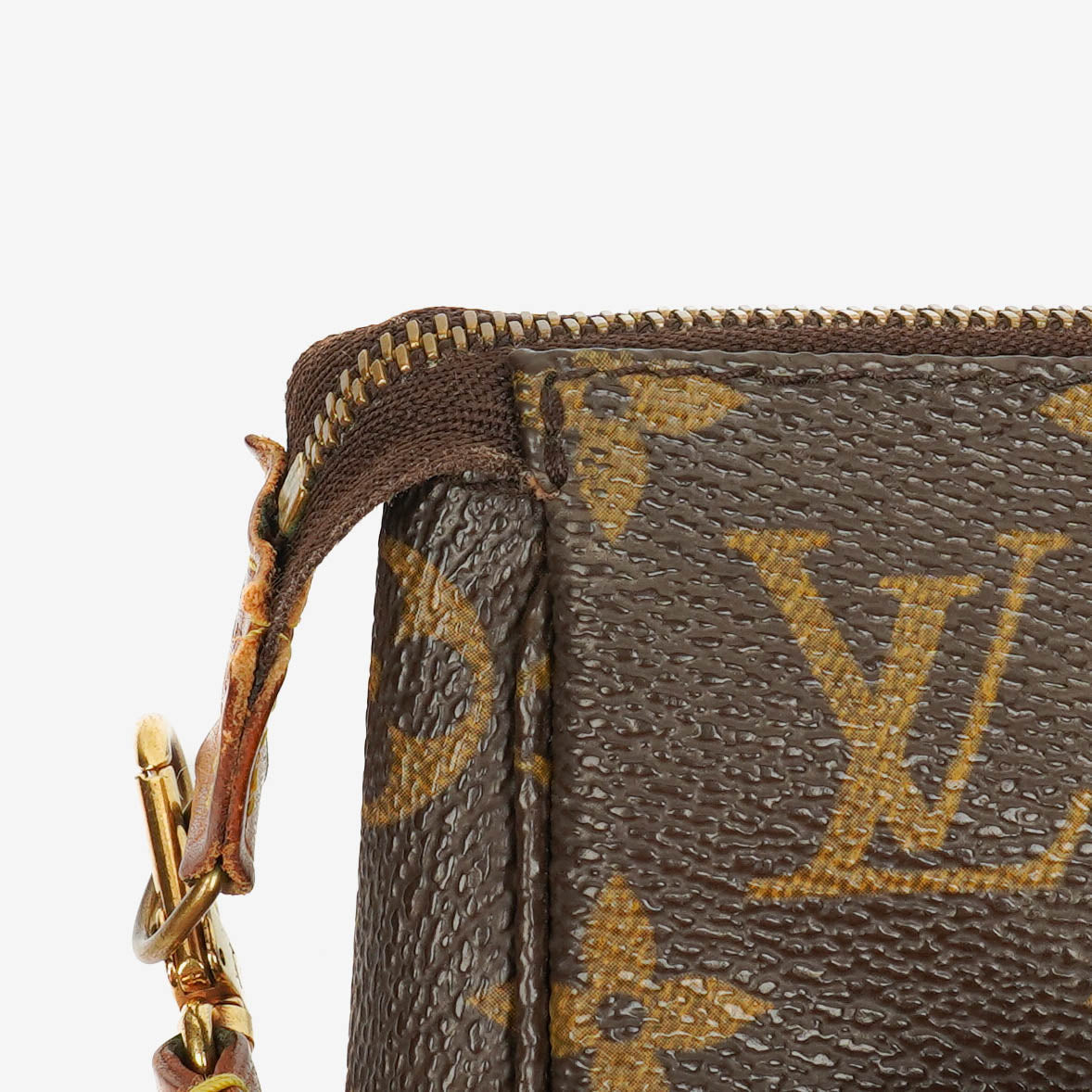 Louis Vuitton Pochette Accessoires Monogram Canvas Clutch Handbag