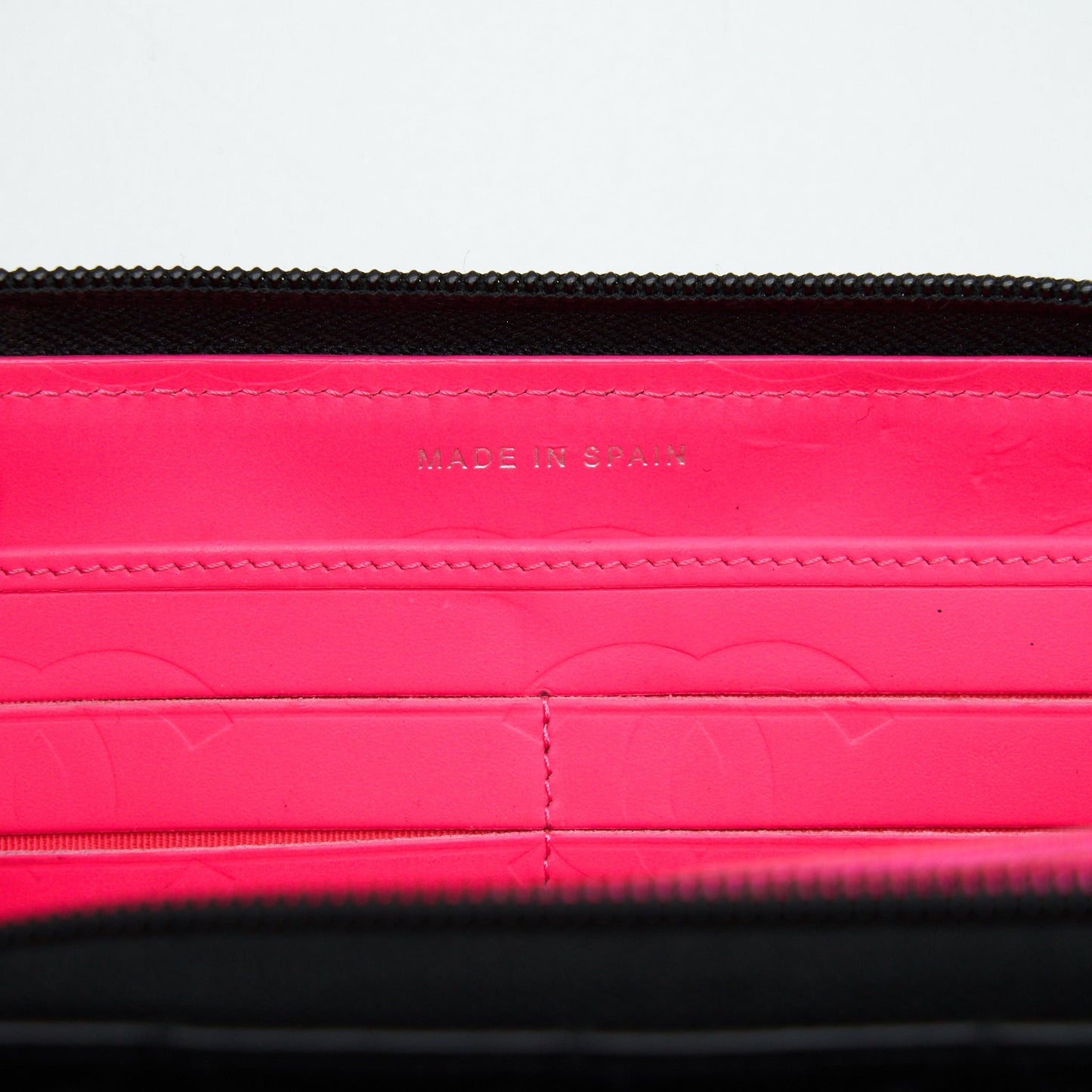 Chanel Cambon Long Zipper Wallet Calfskin Black/Pink