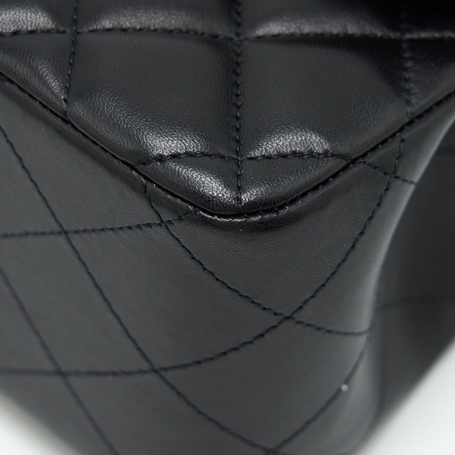 Chanel Jumbo Classic Double Flap Lambskin Black