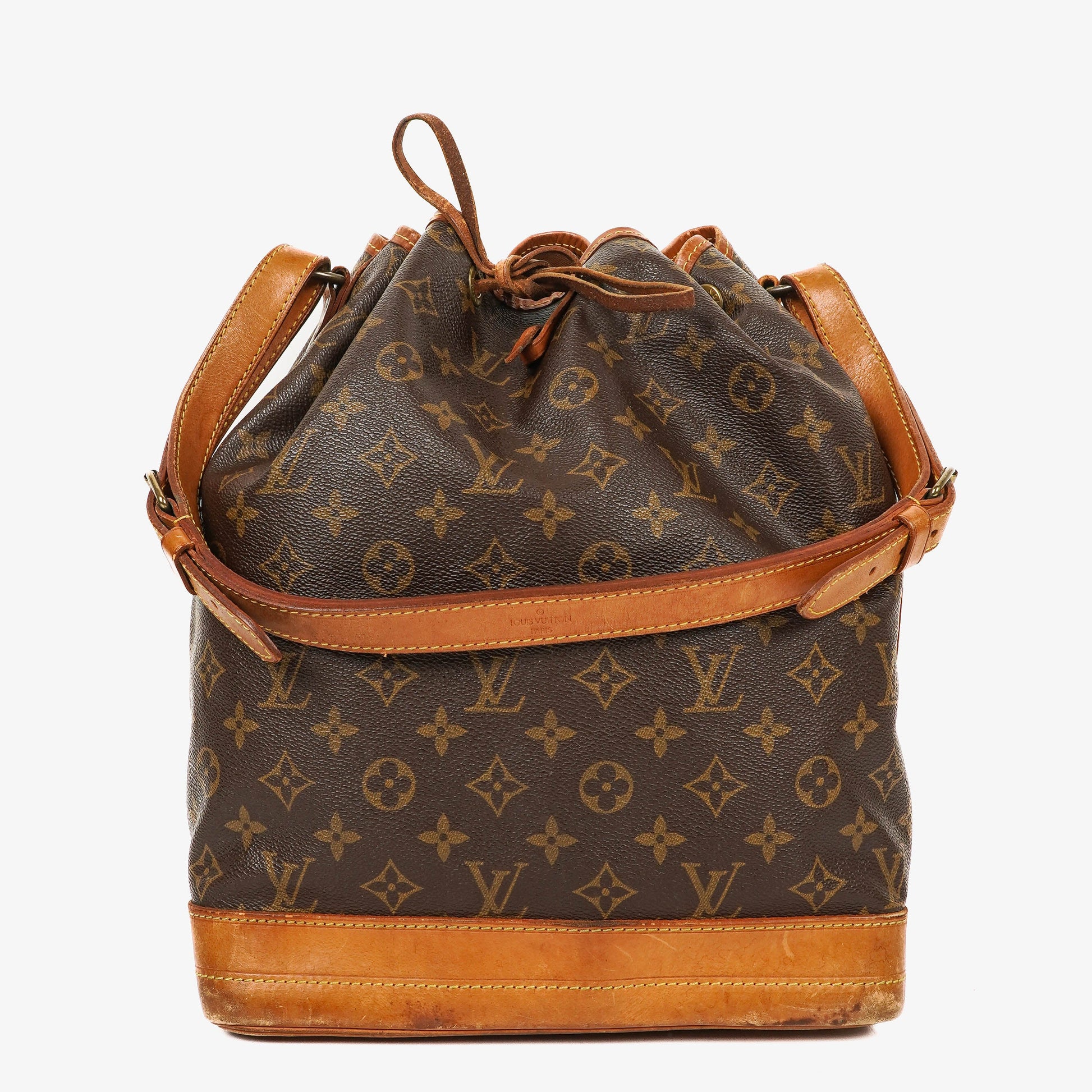 Louis Vuitton Noe Grande GM Monogram Canvas Shoulder Bag