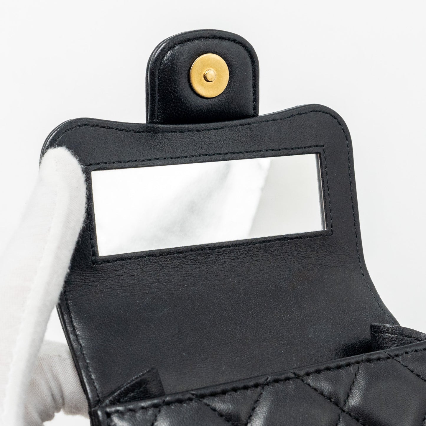 Chanel 22B Top Handle Mini Flap Clutch Lambskin black  (Microchip)