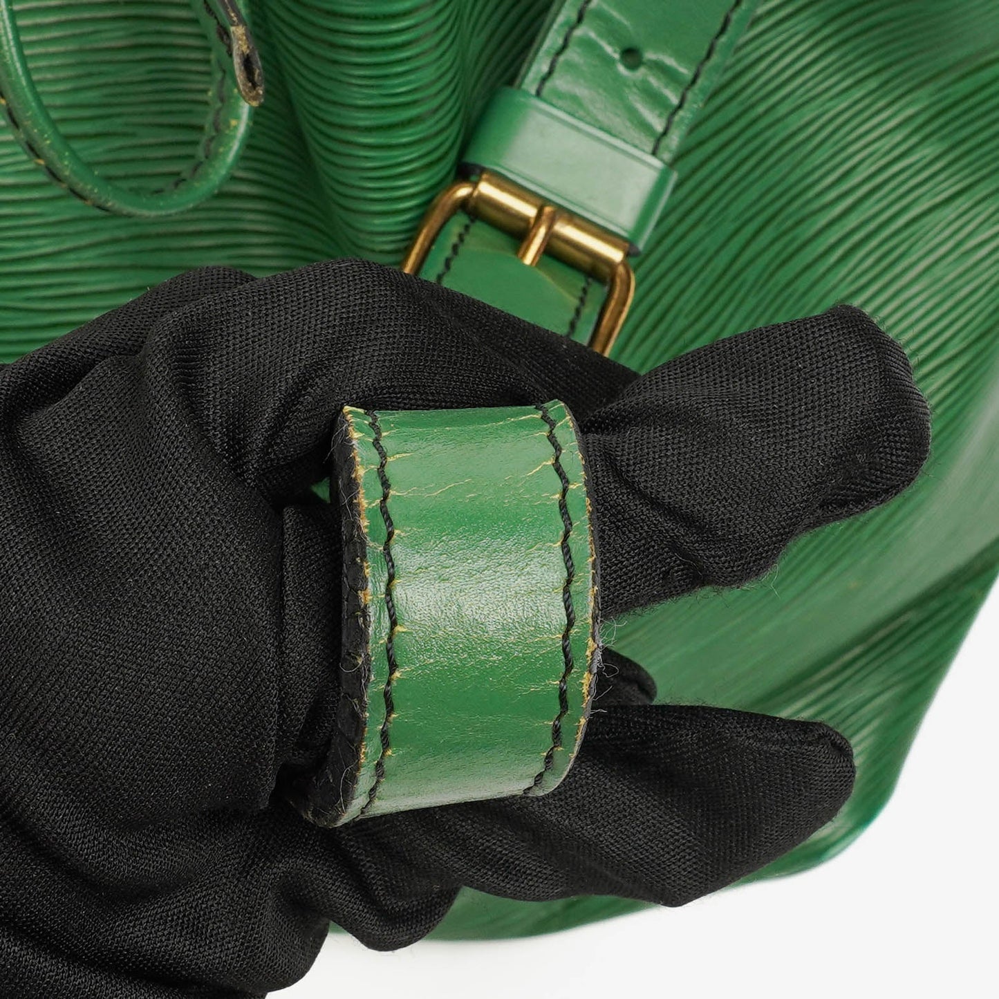 Authentic Louis Vuitton Petit Noe Green EPI Leather Shoulder Bag