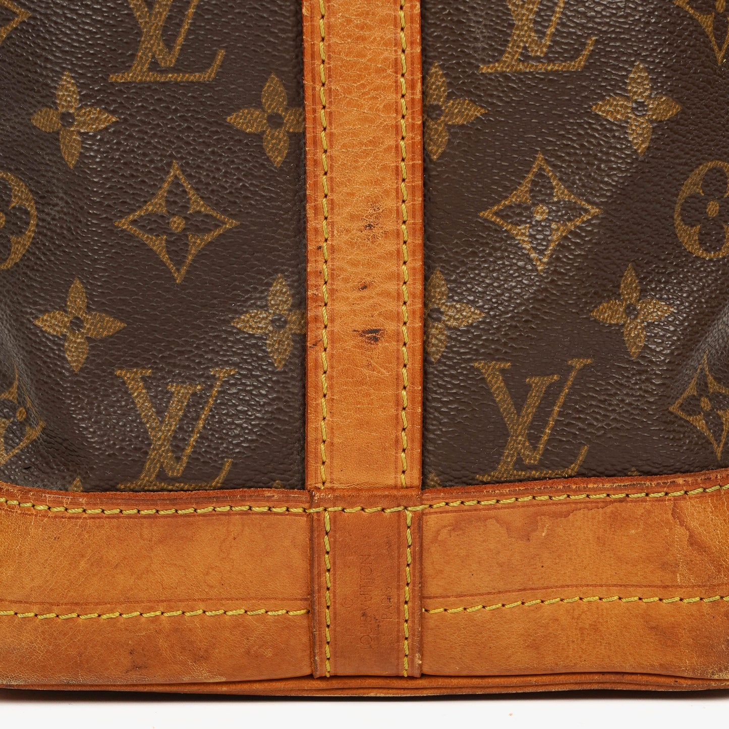 Louis Vuitton Noe Grande GM Monogram Canvas Shoulder Bag