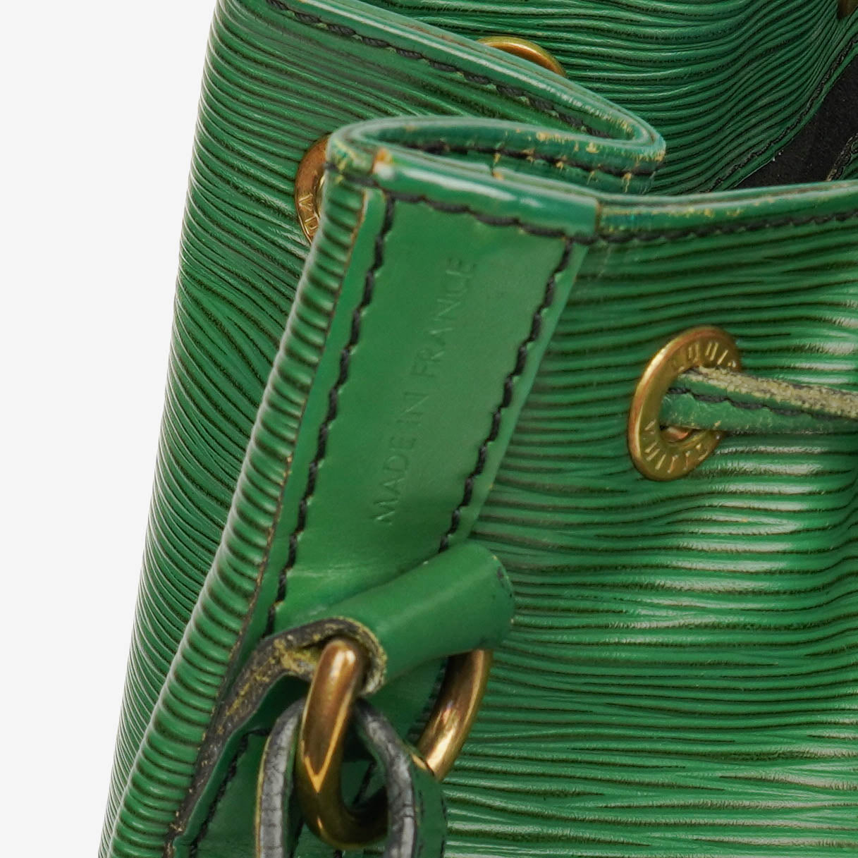 Authentic Louis Vuitton Petit Noe Green EPI Leather Shoulder Bag