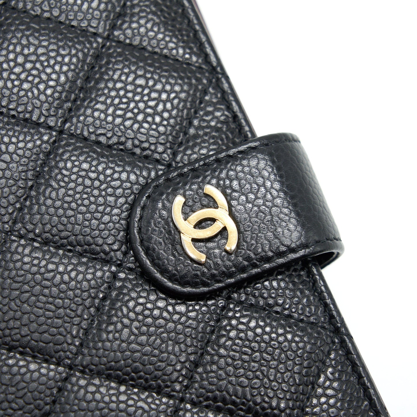 Chanel Quilted CC Bifold Caviar Wallet Black