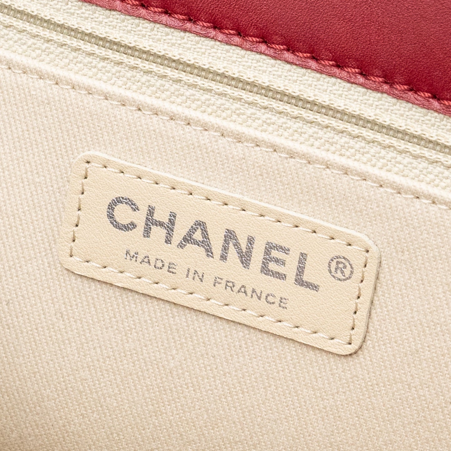 Chanel Hampton Tote Bag Calfskin Red