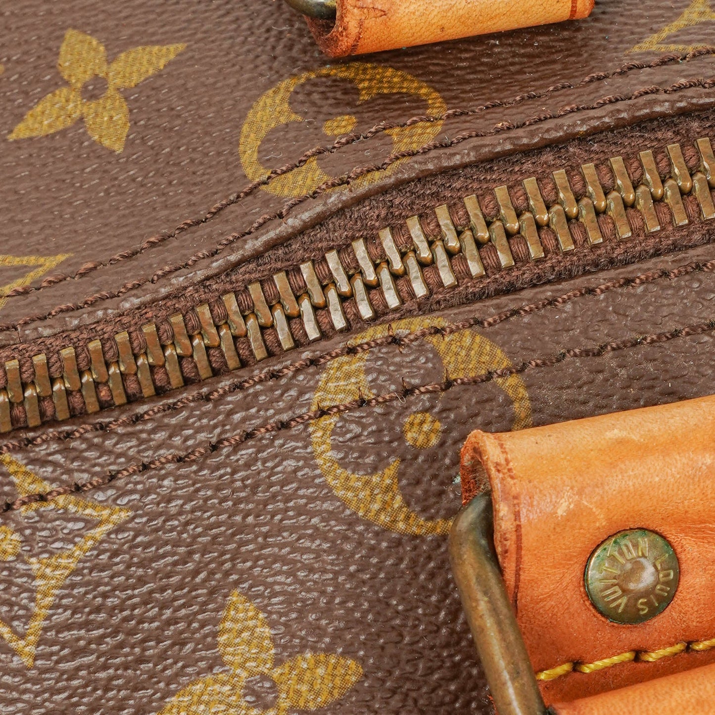Louis Vuitton Keepall 50 Monogram Canvas Travel Bag