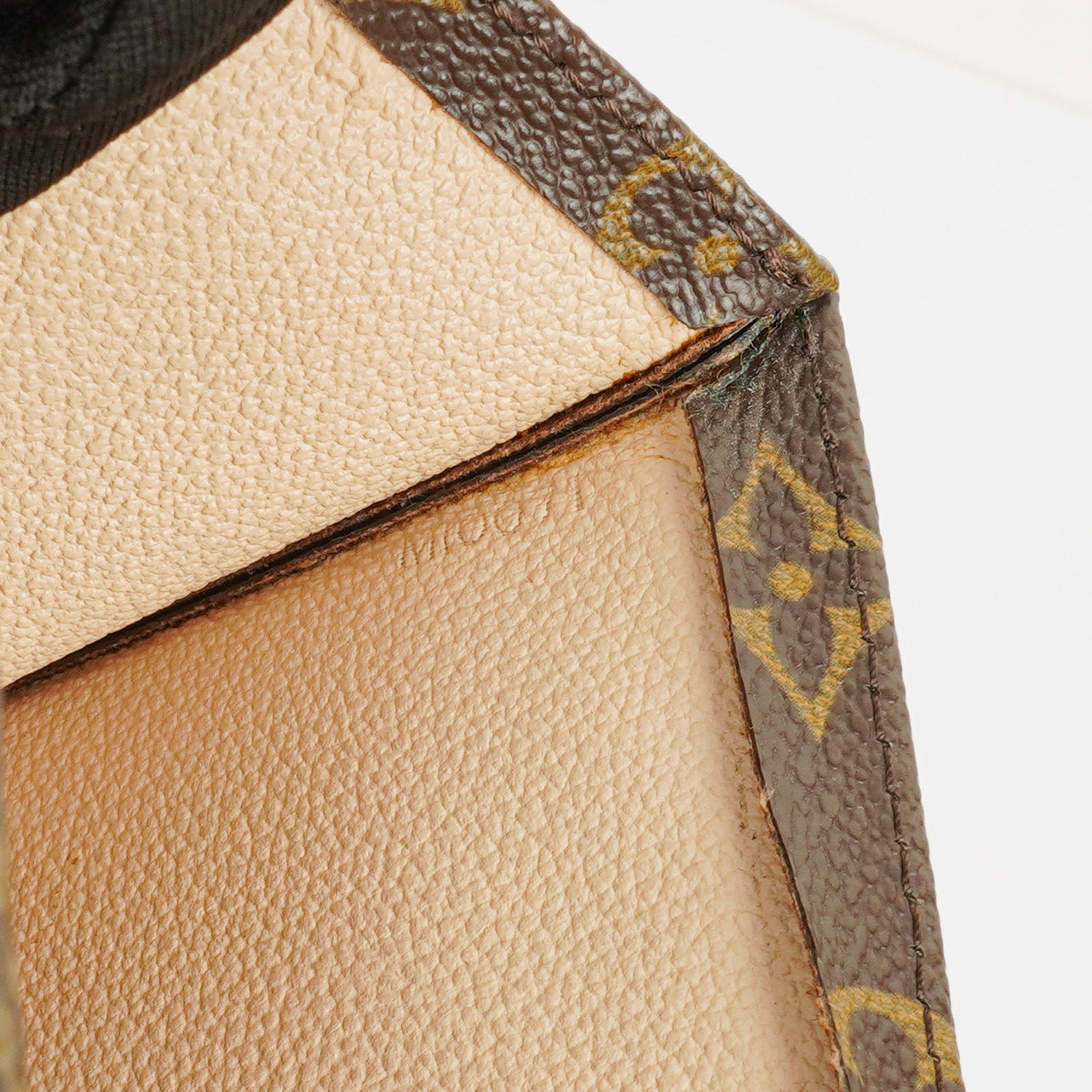 Louis Vuitton Sac Plat Monogram Canvas Bag