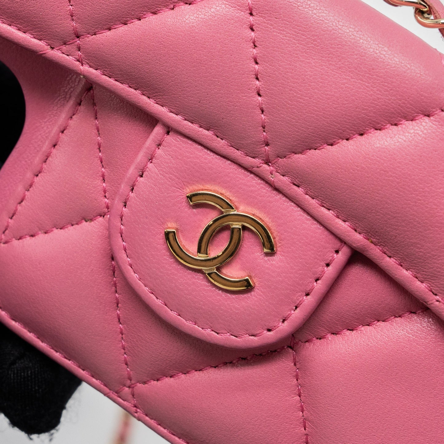 Chanel 21P pearl crush phone case with chain for iPhone 12 lambskin pink L