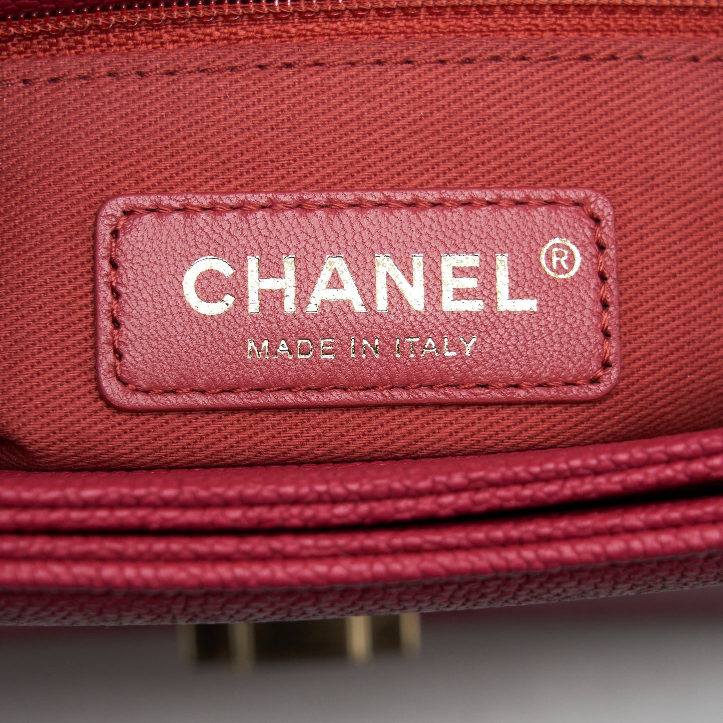 Chanel Seasonal Messenger Crossbody Bag Caviar Pink L
