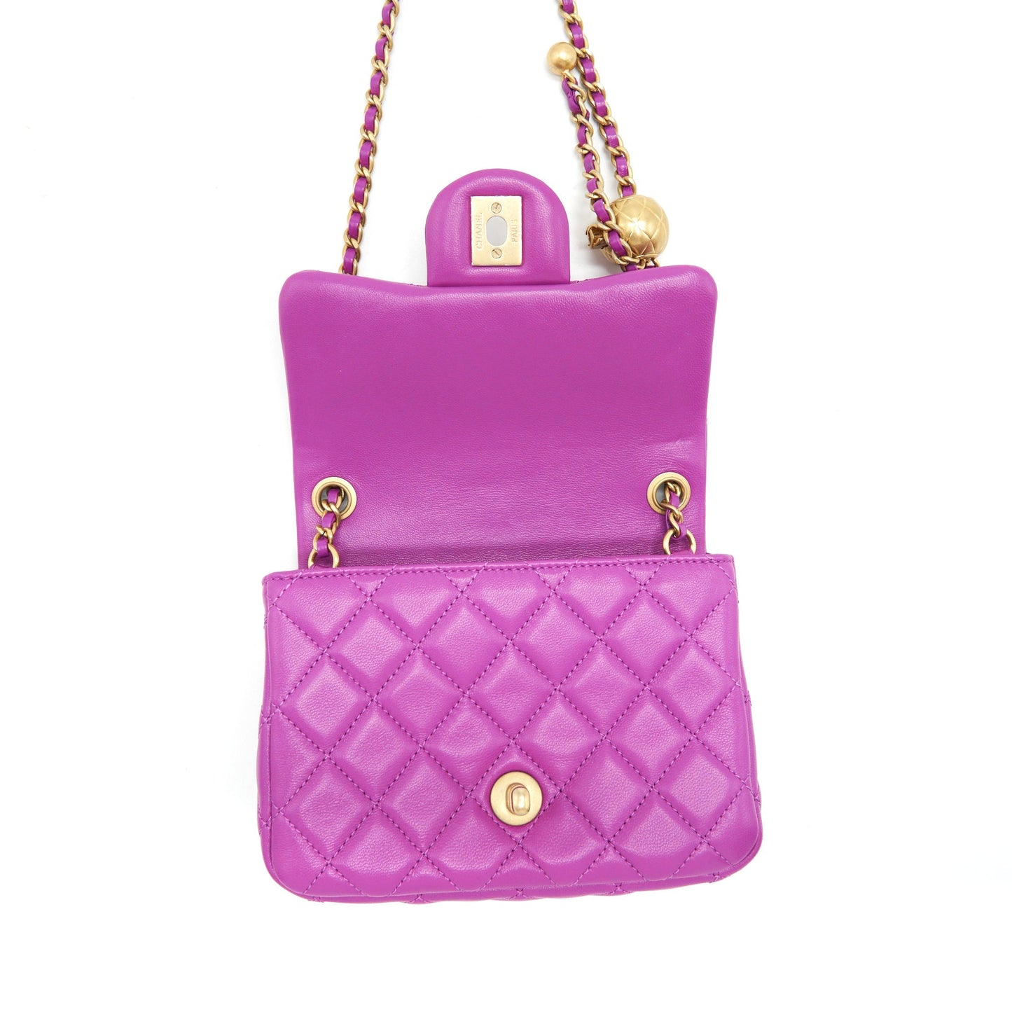 Chanel Pearl Crush Lambskin NA114 Purple