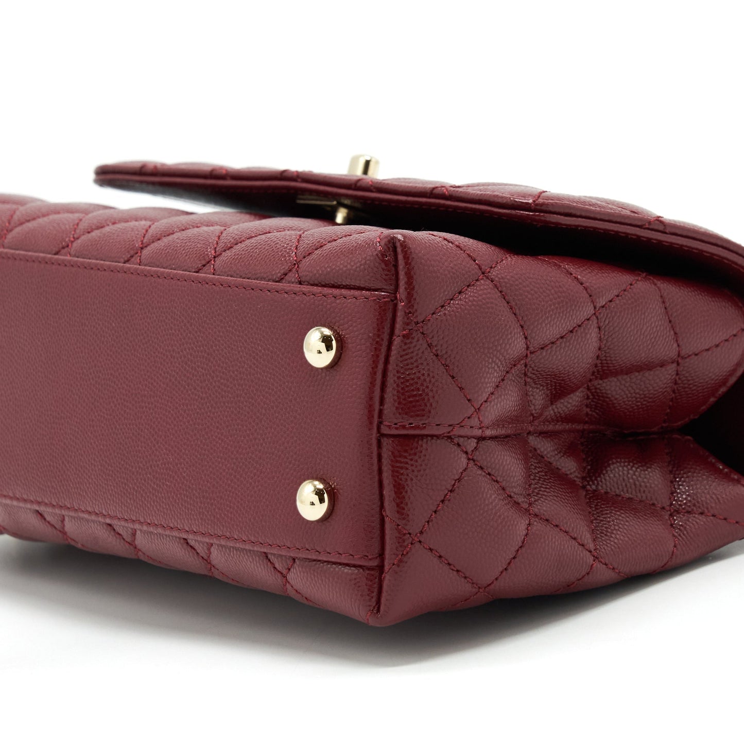 Chanel 21A Small Coco Handle Caviar NC635 Burgundy L