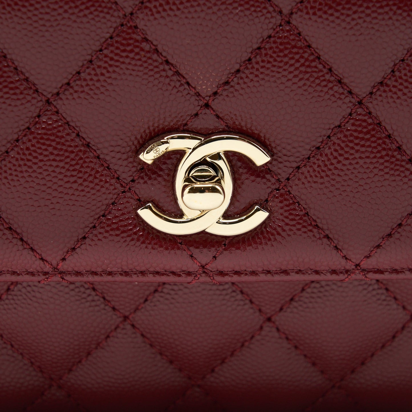 Chanel 21A Small Coco Handle Caviar NC635 Burgundy L