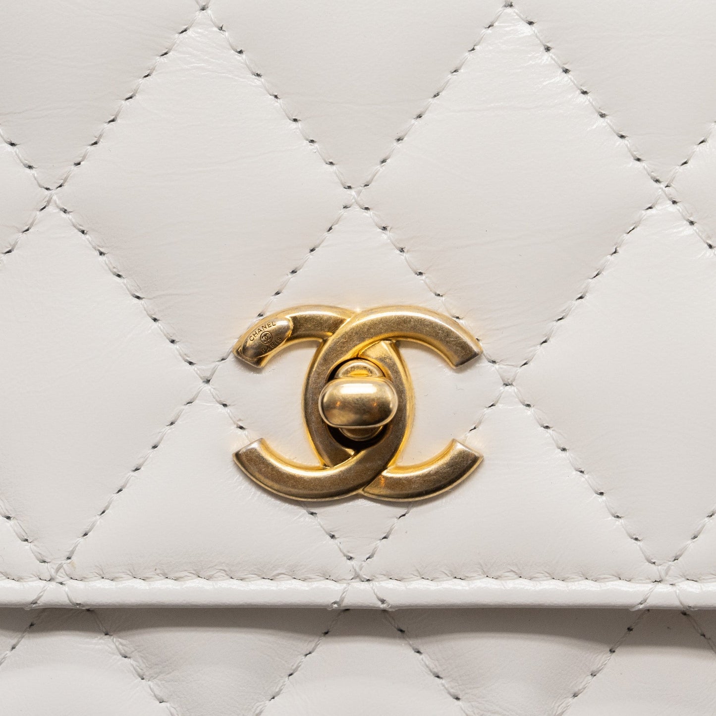 Chanel 23P detailed top handle mini wallet with chain calfskin white / multi color brushed  (microchip)