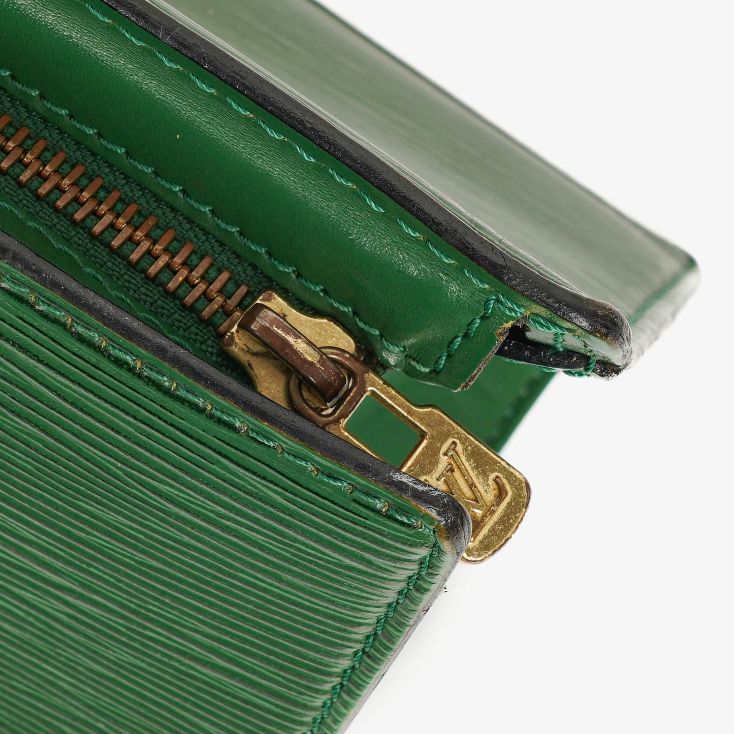 Louis Vuitton Sac Triangle Green EPI Leather Handbag