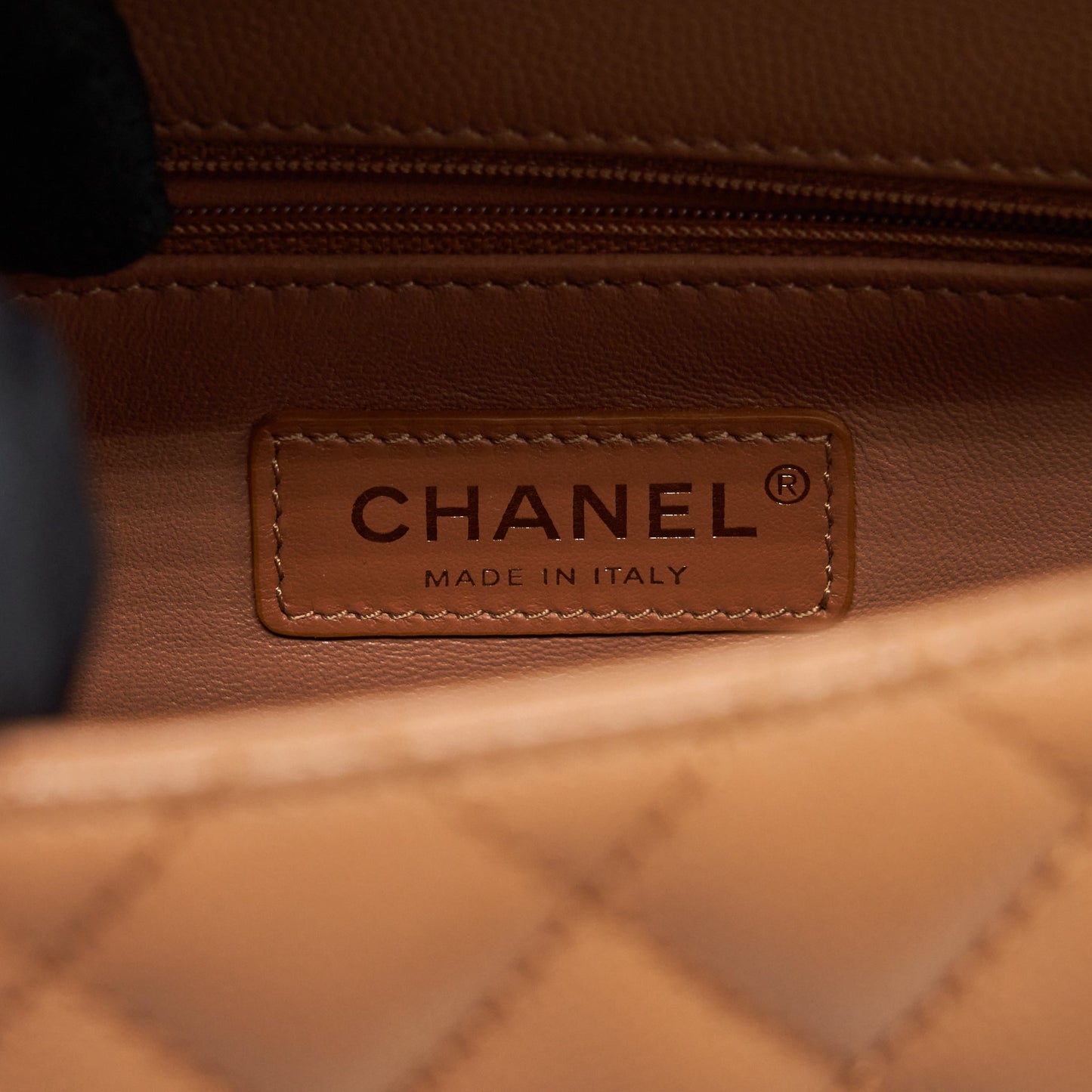 Chanel 21P Small Coco Handle Caviar NB356 Caramel L