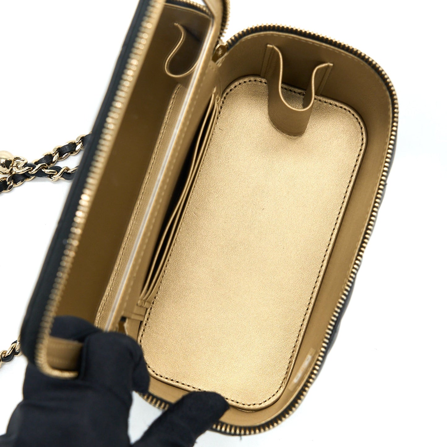 Chanel 23C Pearl Crush Long Vanity Lambskin Black L (Microchip)