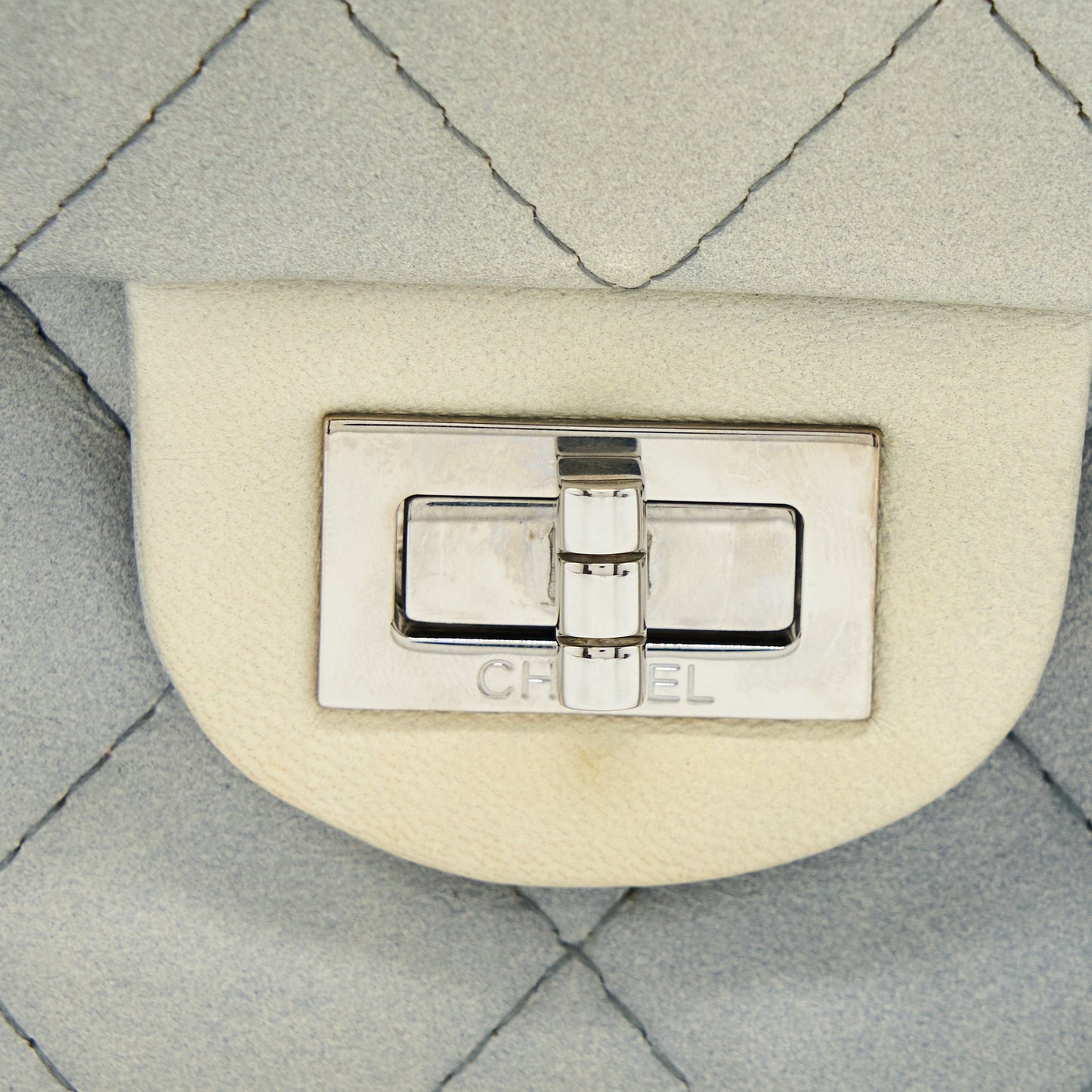 Chanel 2.55 226 Reissue Flap Bag Lambskin Ombre Grey