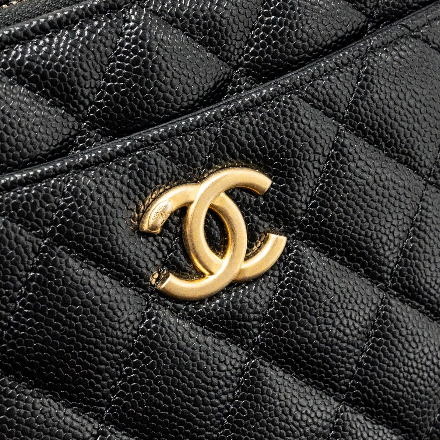 Chanel Logo Detailed Handle Mini Pick Me Up Vanity Case Caviar Black  (Microchip)